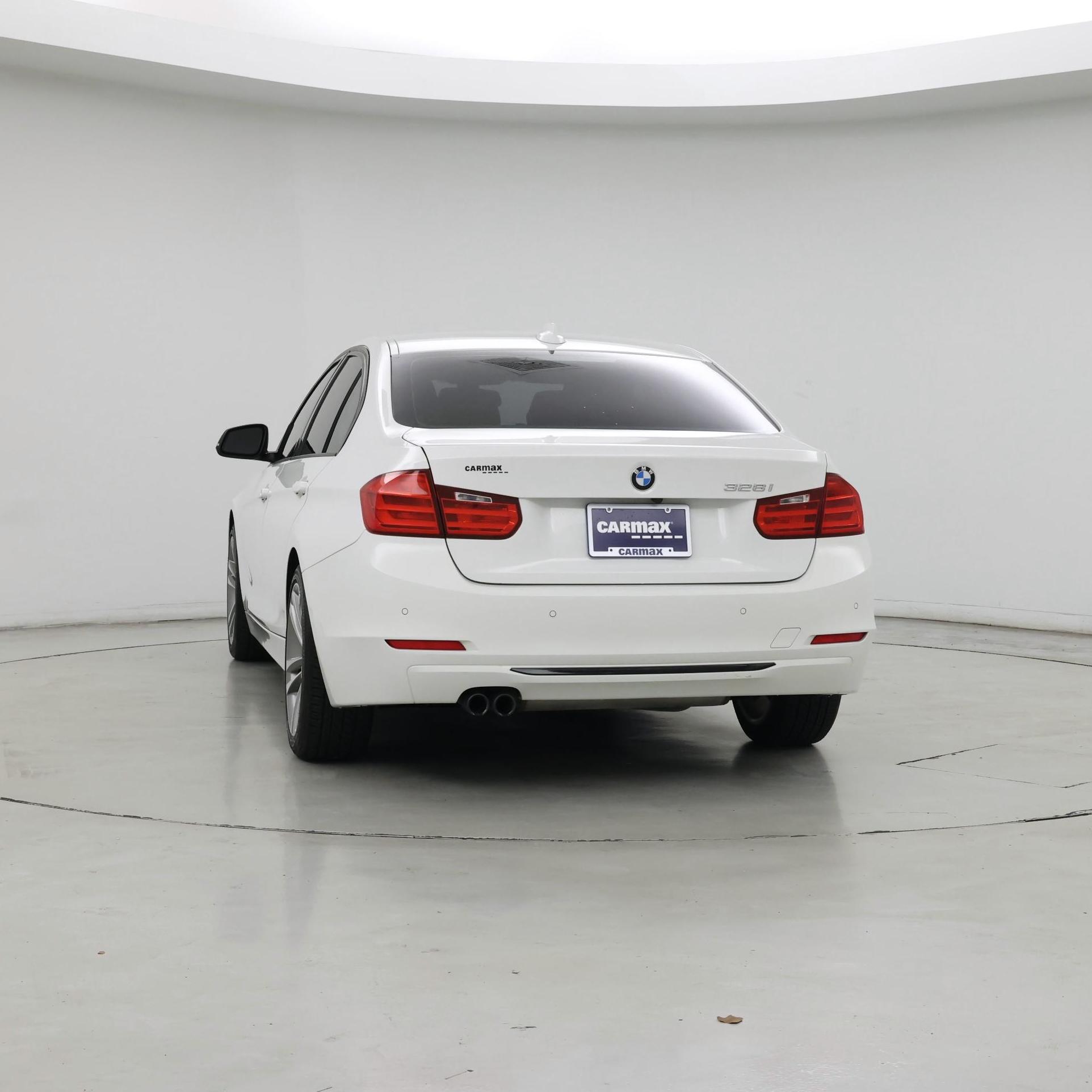 Thumbnail: 2015 BMW 3 Series - 7