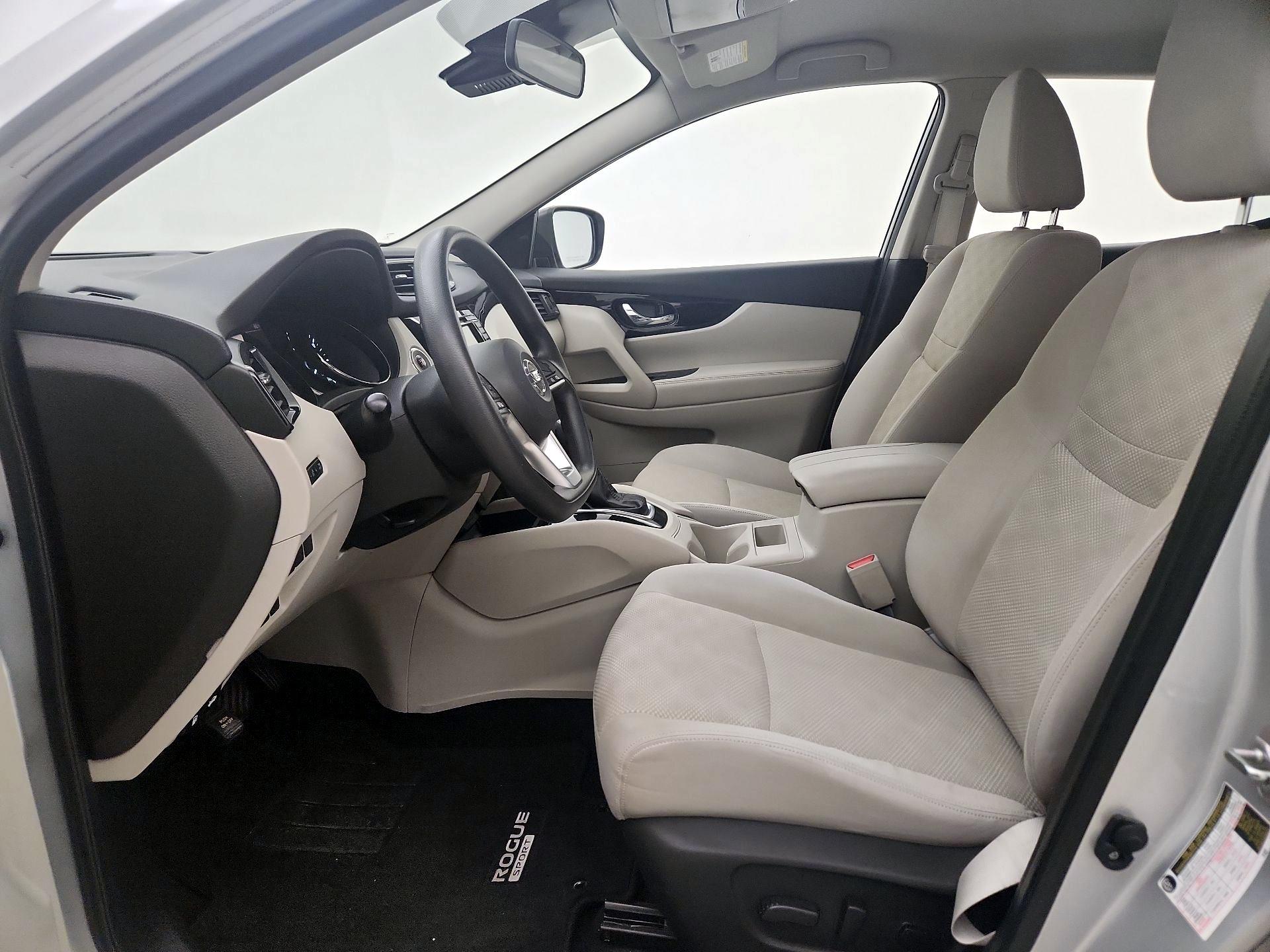 Thumbnail: 2020 Nissan Rogue Sport - 11
