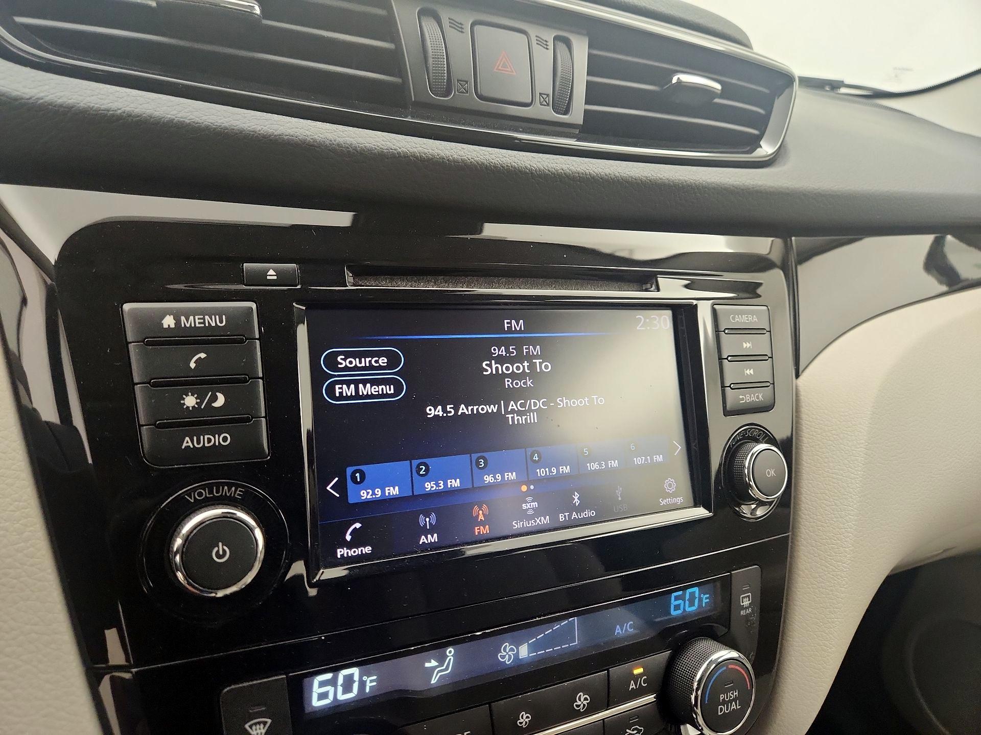 Thumbnail: 2020 Nissan Rogue Sport - 15