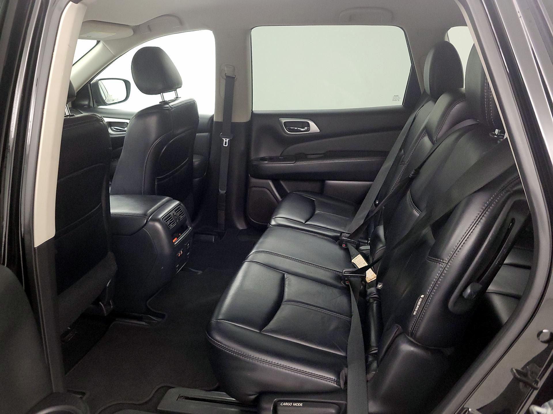 Thumbnail: 2019 Nissan Pathfinder - 20