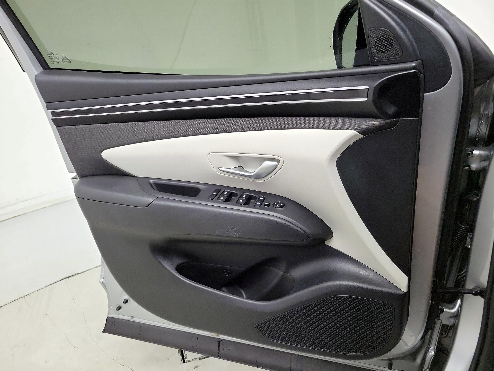 Thumbnail: 2024 Hyundai Tucson - 12