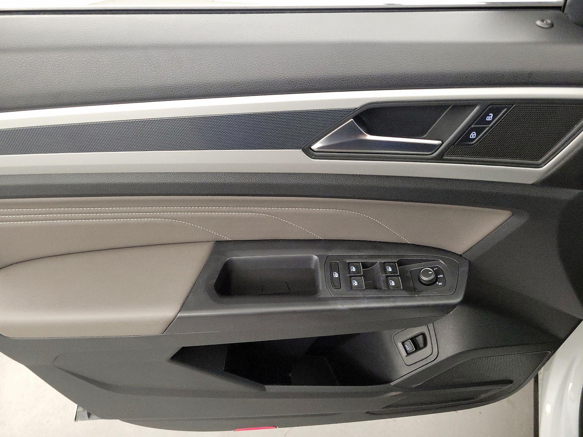 Thumbnail: 2021 Volkswagen Atlas - 12