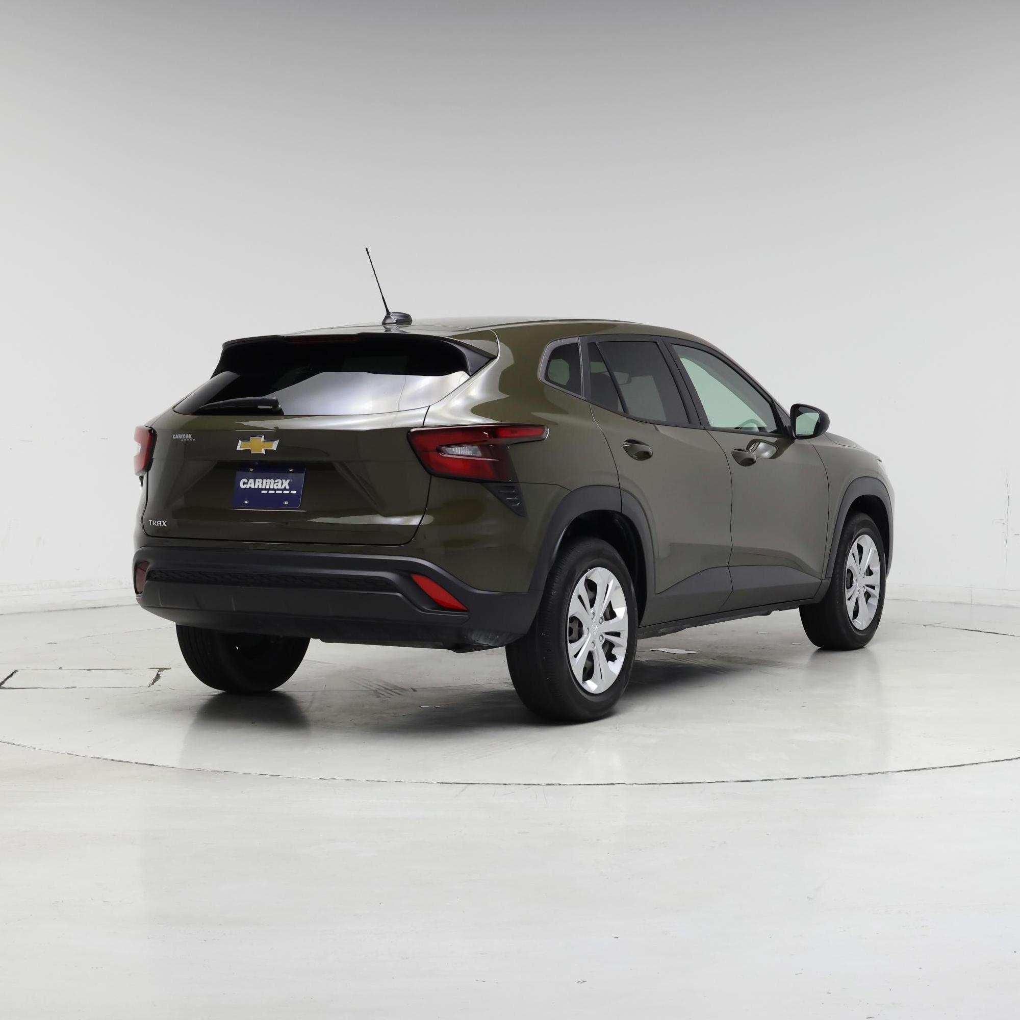 Thumbnail: 2024 Chevrolet Trax - 8