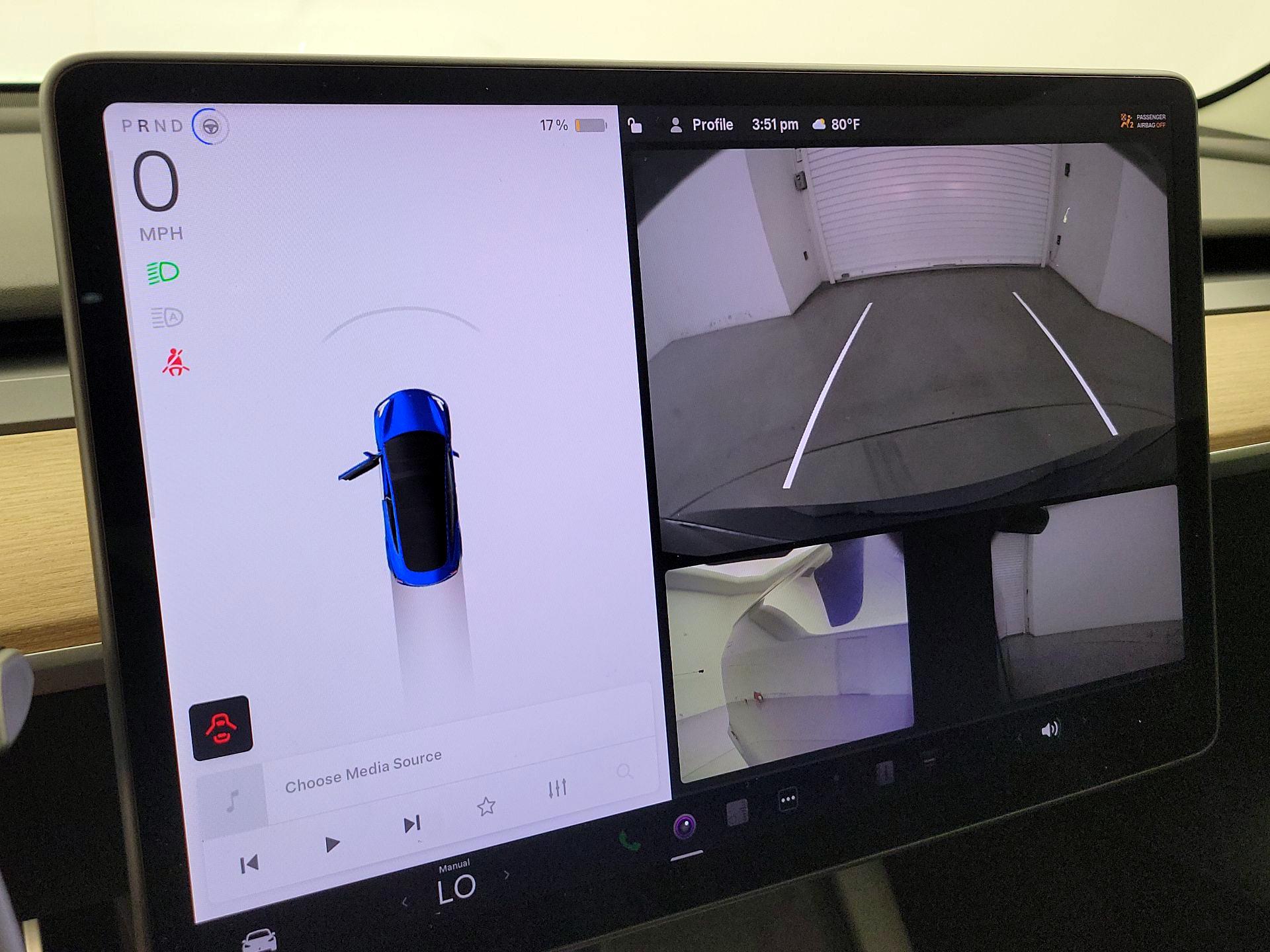 Thumbnail: 2022 Tesla Model 3 - 14