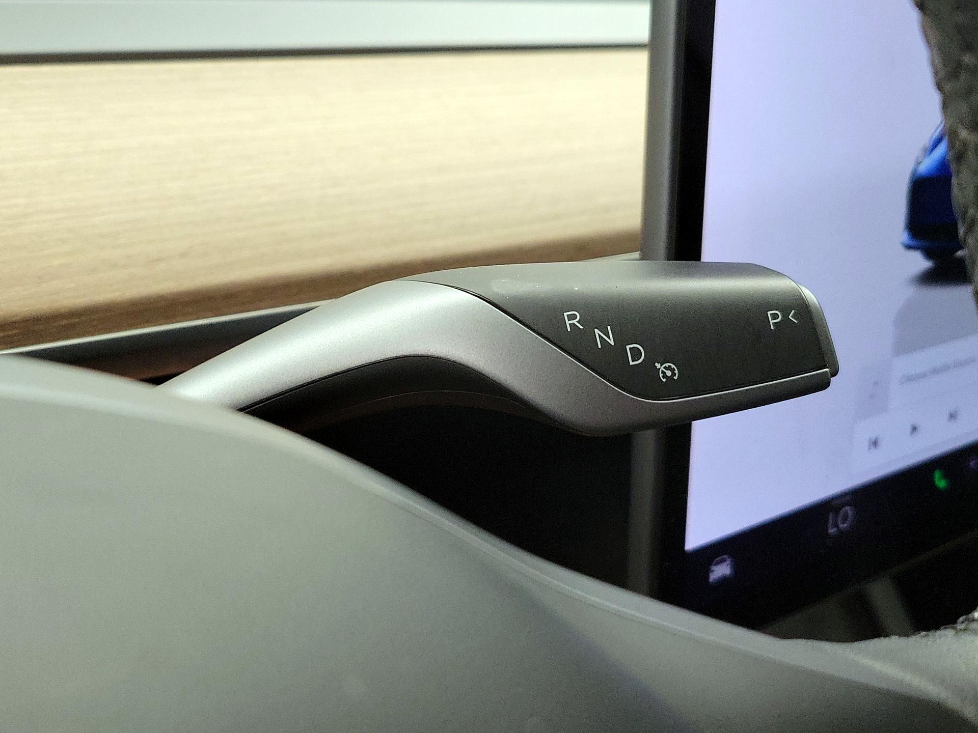 Thumbnail: 2022 Tesla Model 3 - 17