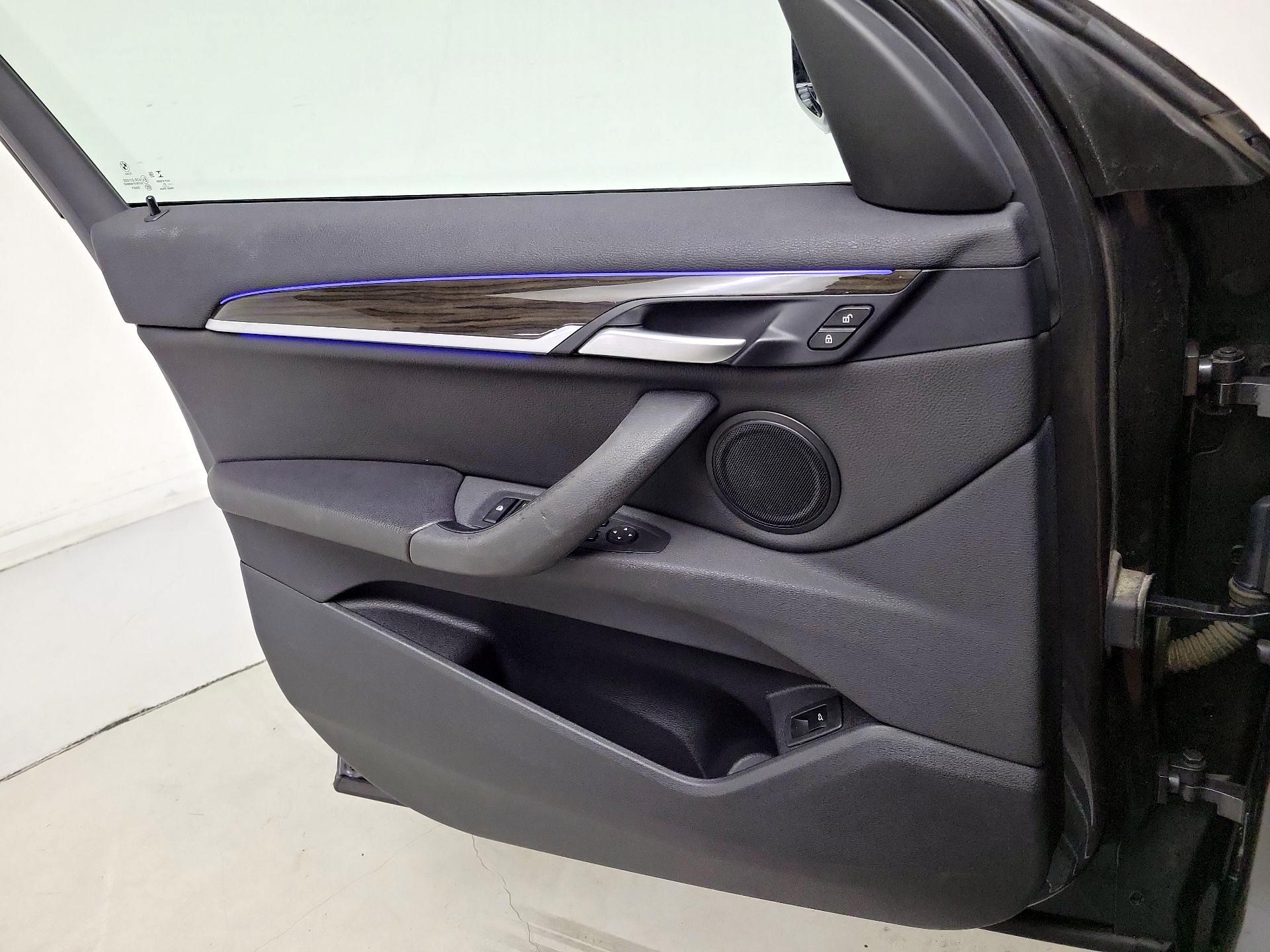 Thumbnail: 2021 BMW X1 - 12