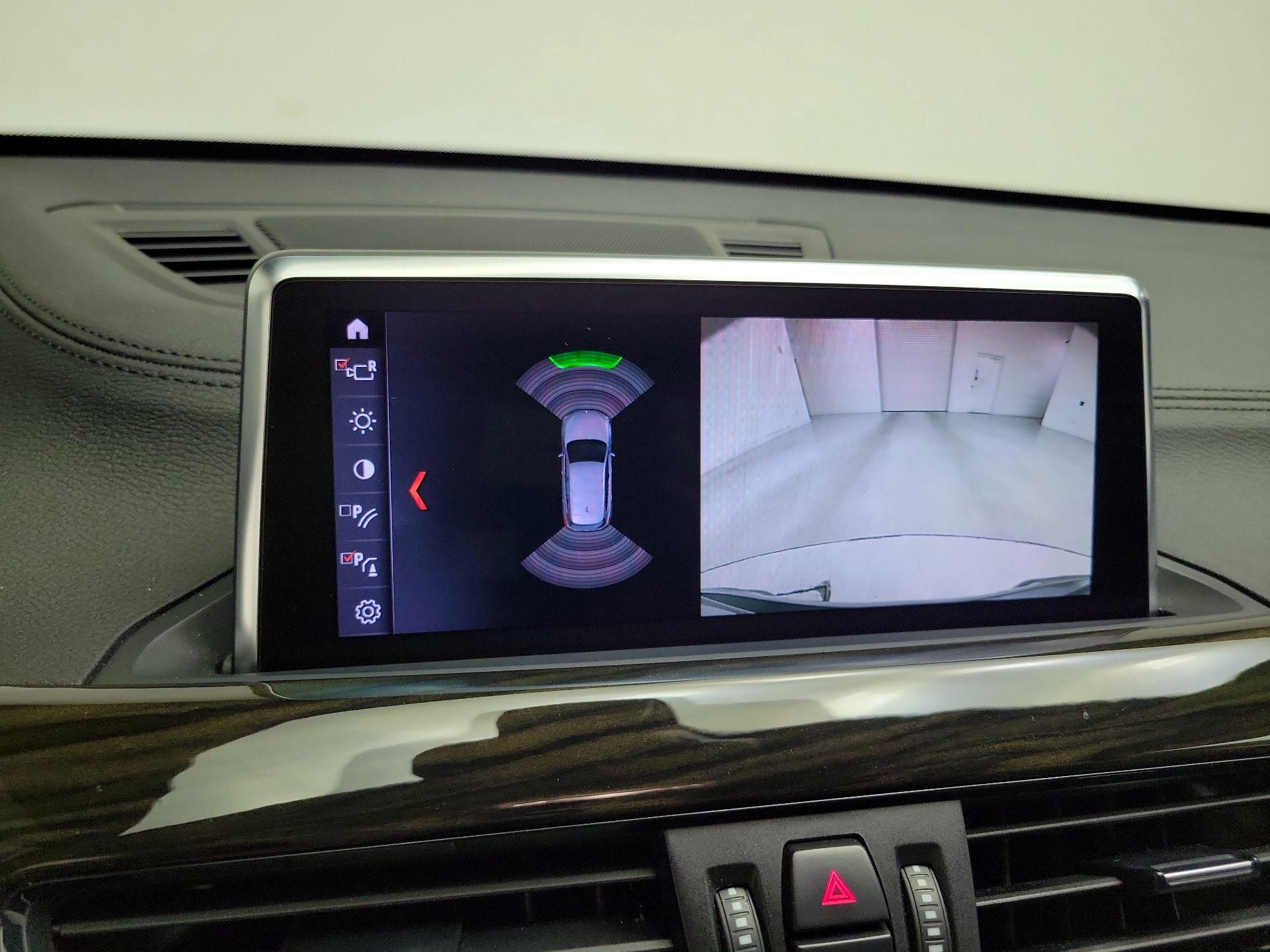 Thumbnail: 2021 BMW X1 - 15