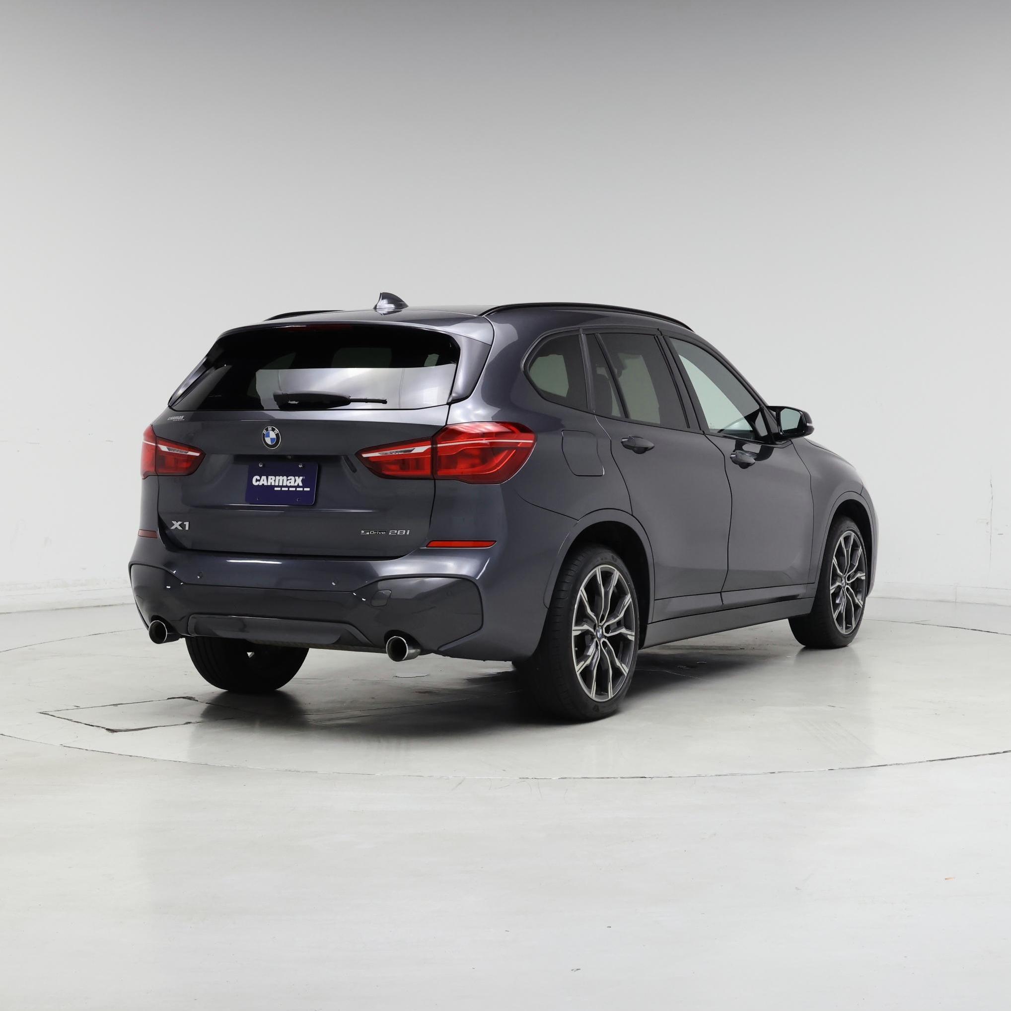 Thumbnail: 2021 BMW X1 - 8