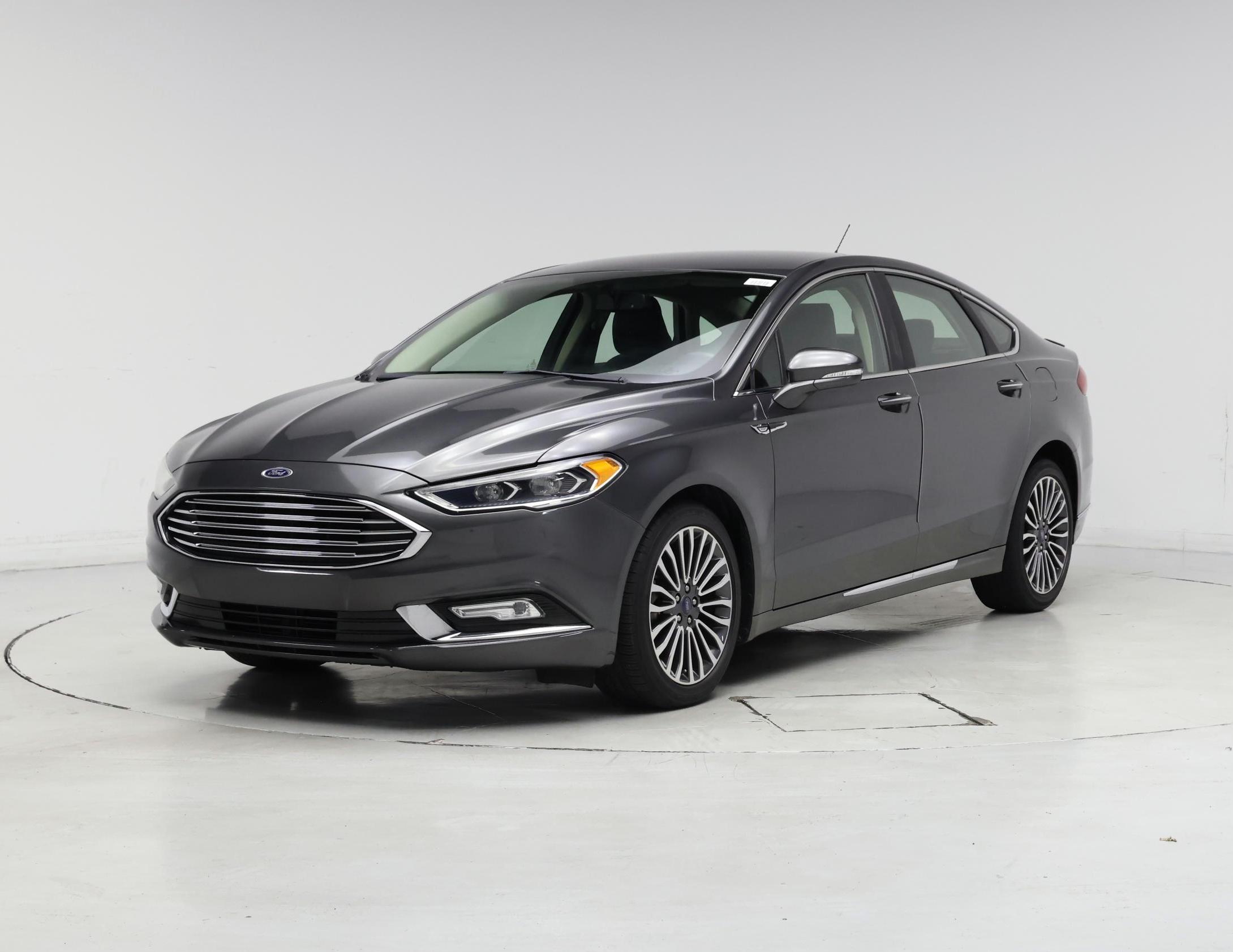 Thumbnail: 2017 Ford Fusion - 4