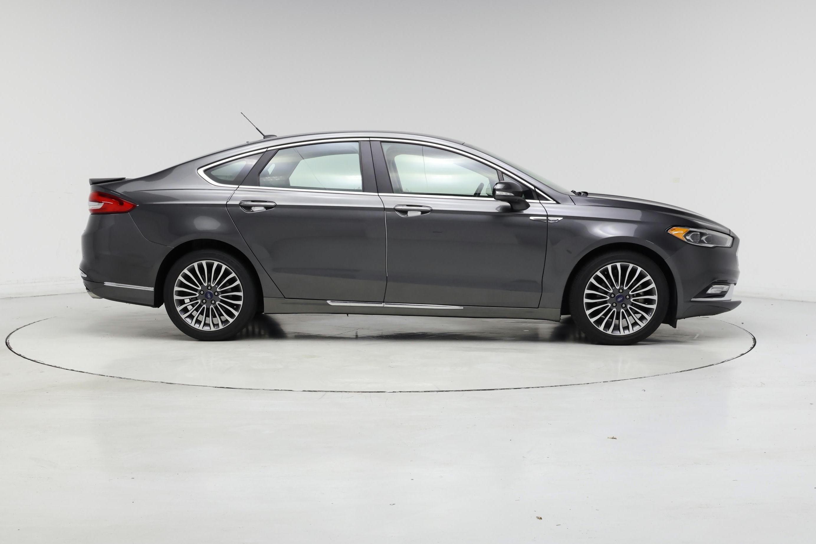 Thumbnail: 2017 Ford Fusion - 7