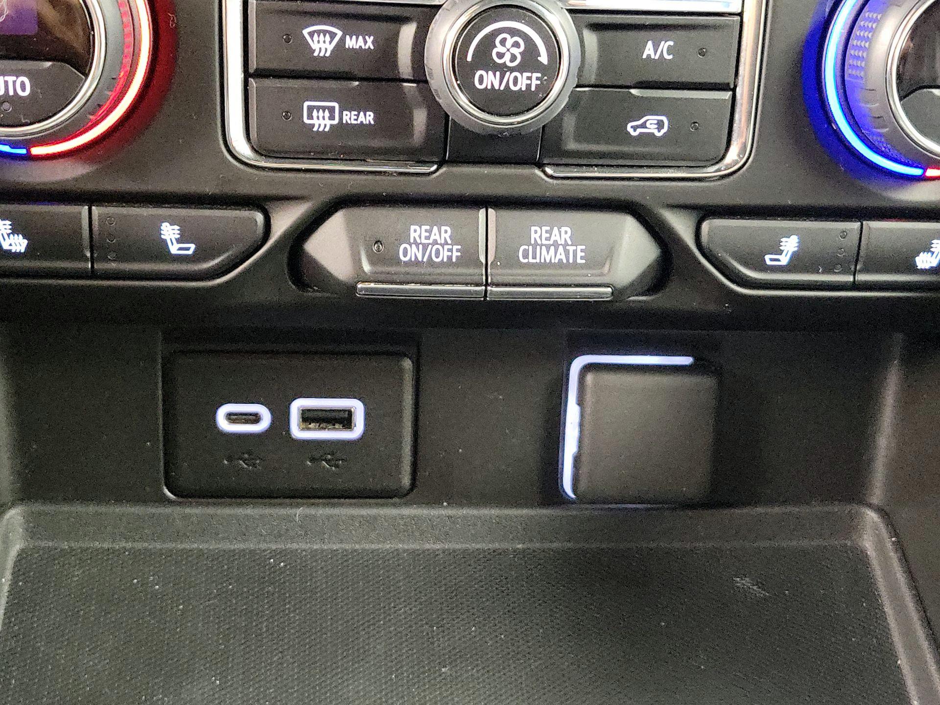 Thumbnail: 2021 Chevrolet Tahoe - 18