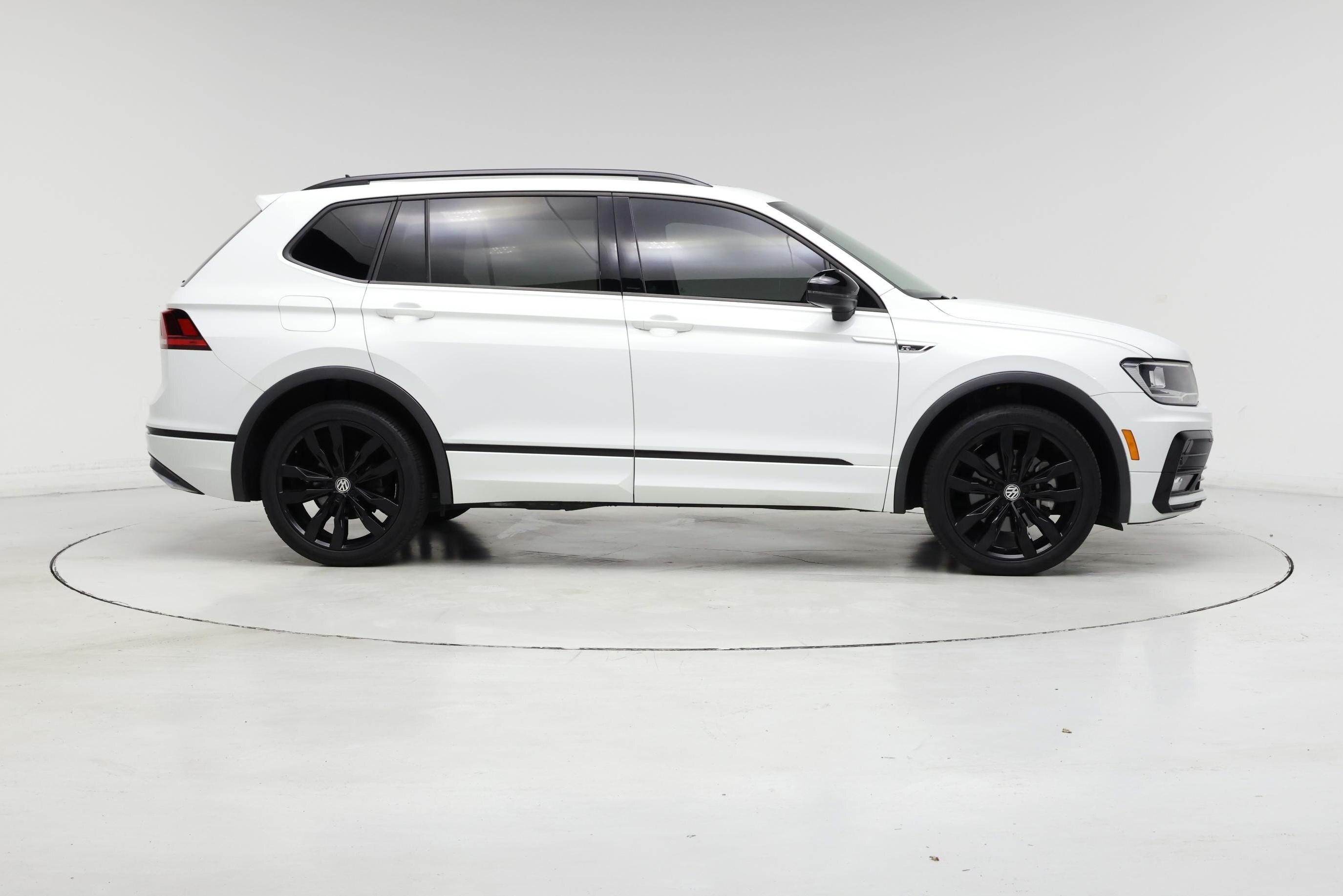 Thumbnail: 2021 Volkswagen Tiguan - 7
