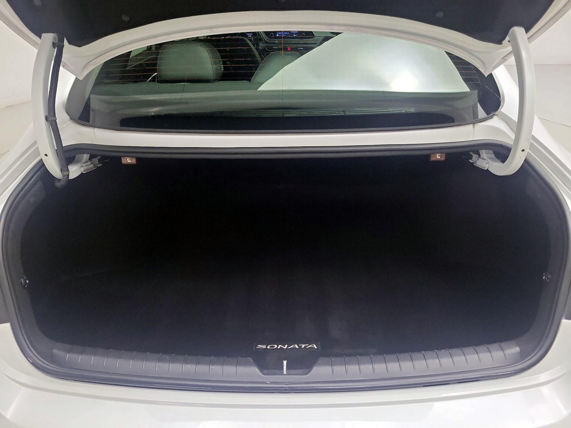 Thumbnail: 2020 Hyundai Sonata - 20