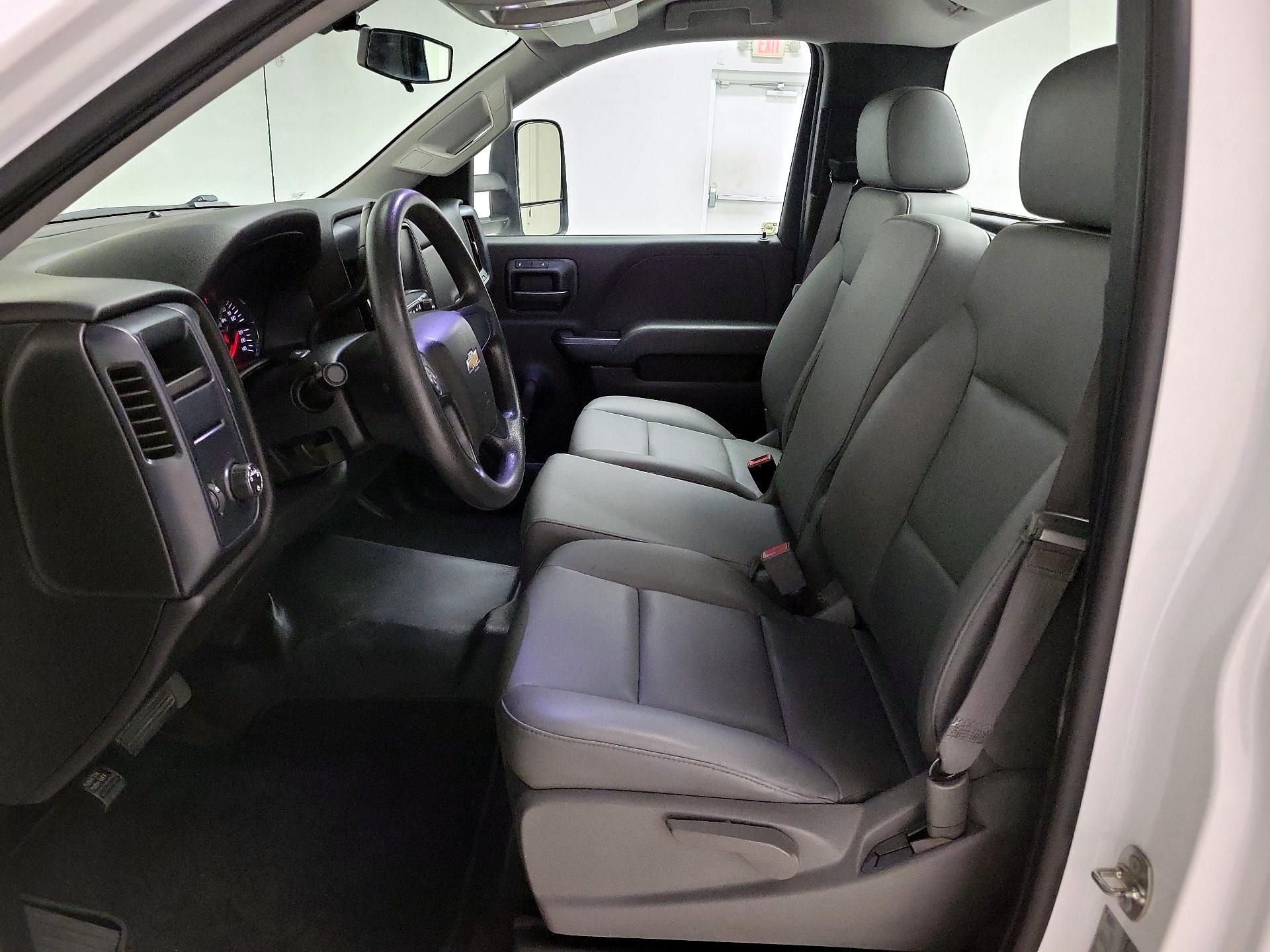 Thumbnail: 2015 Chevrolet Silverado 1500 - 11