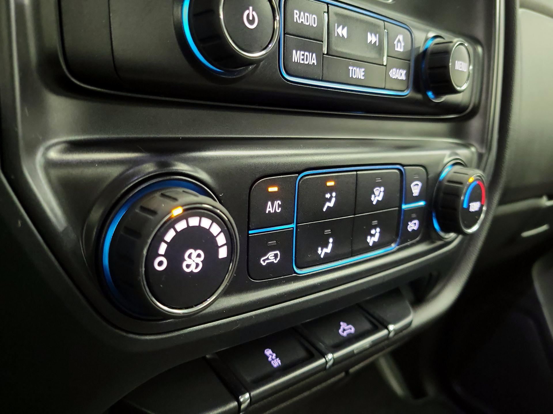 Thumbnail: 2015 Chevrolet Silverado 1500 - 15