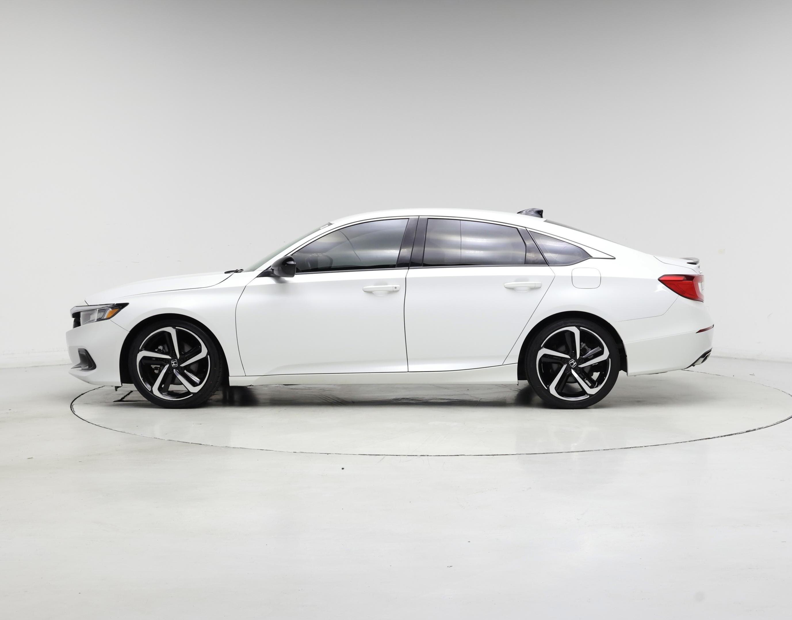 Thumbnail: 2022 Honda Accord - 3