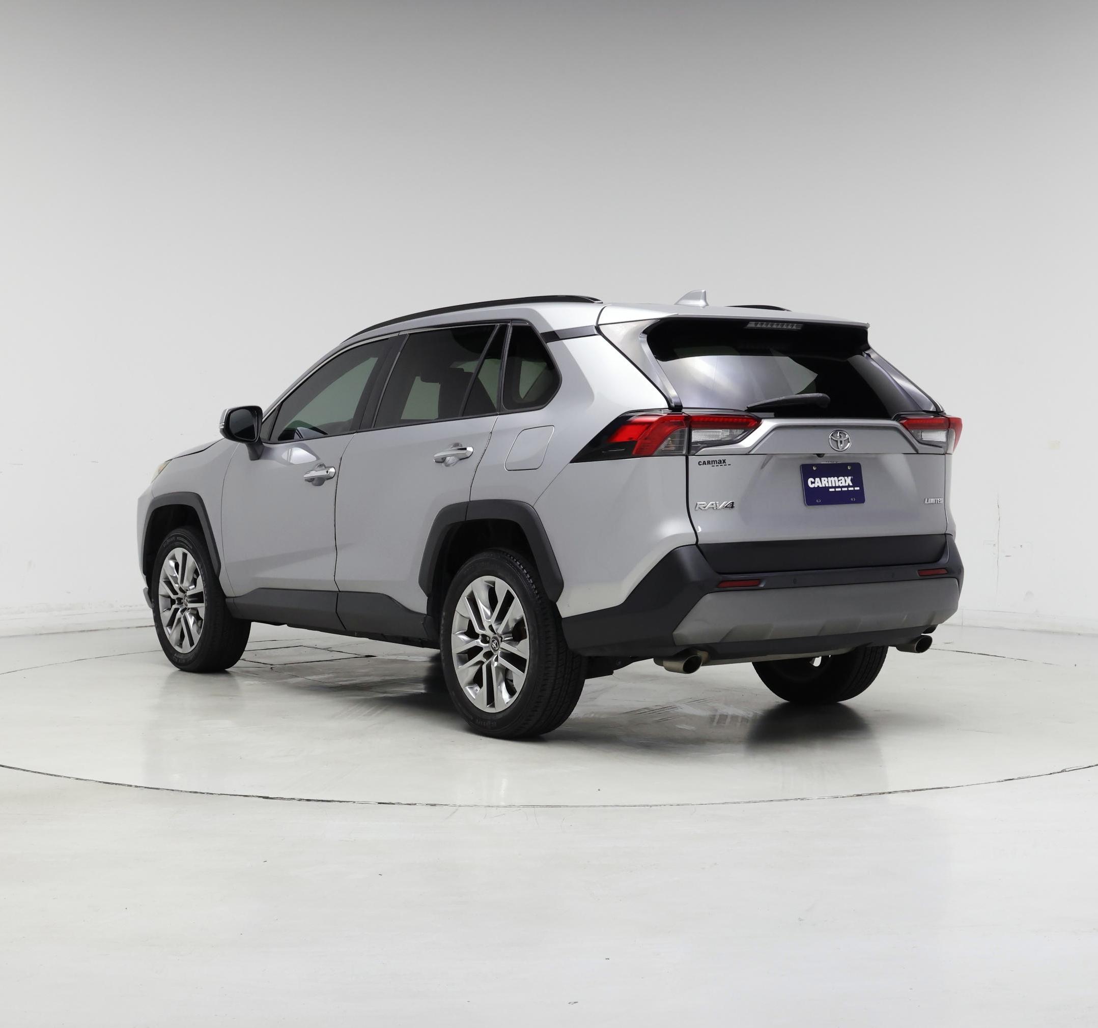 Thumbnail: 2019 Toyota RAV4 - 2