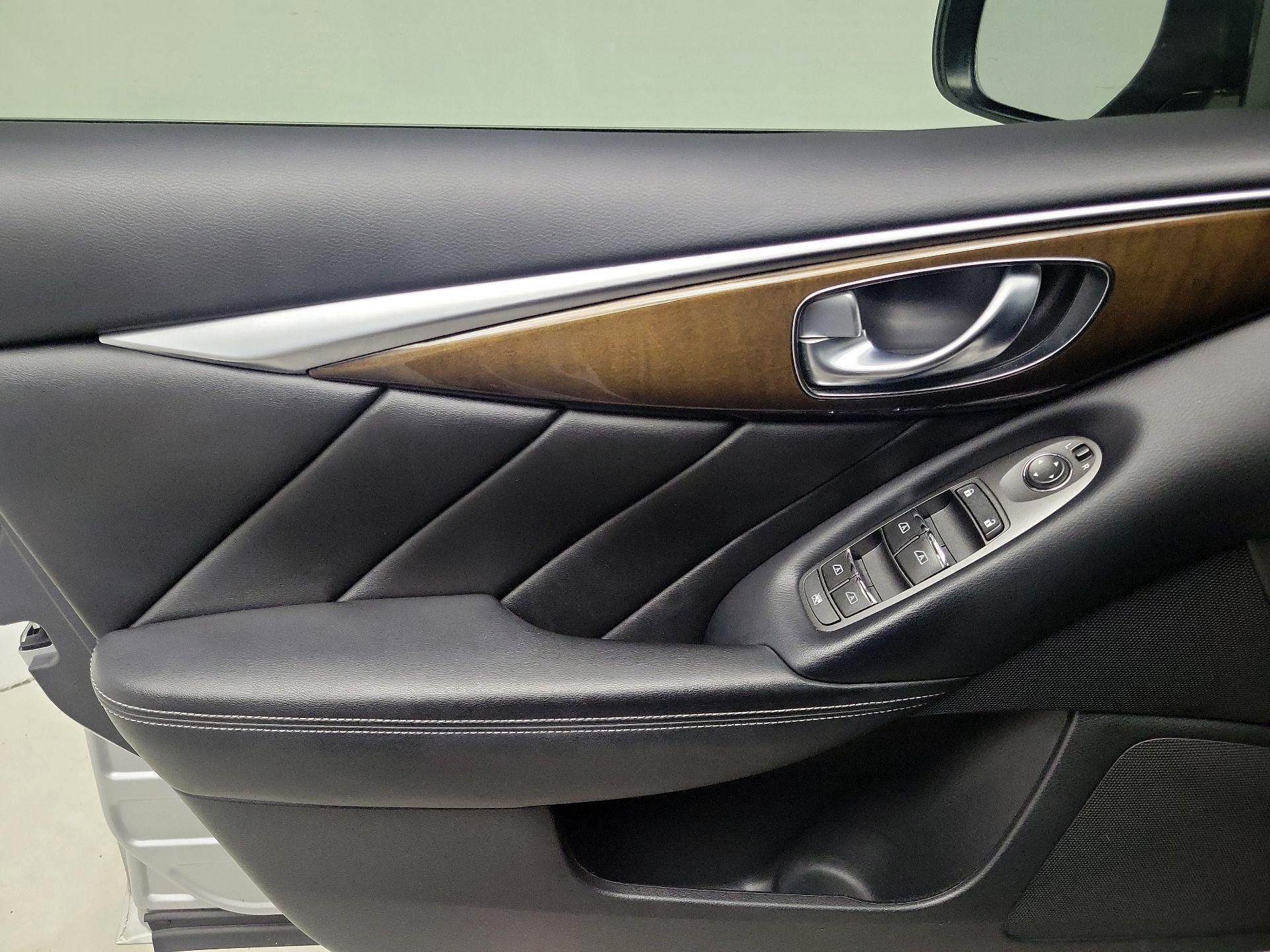 Thumbnail: 2018 INFINITI Q50 - 12