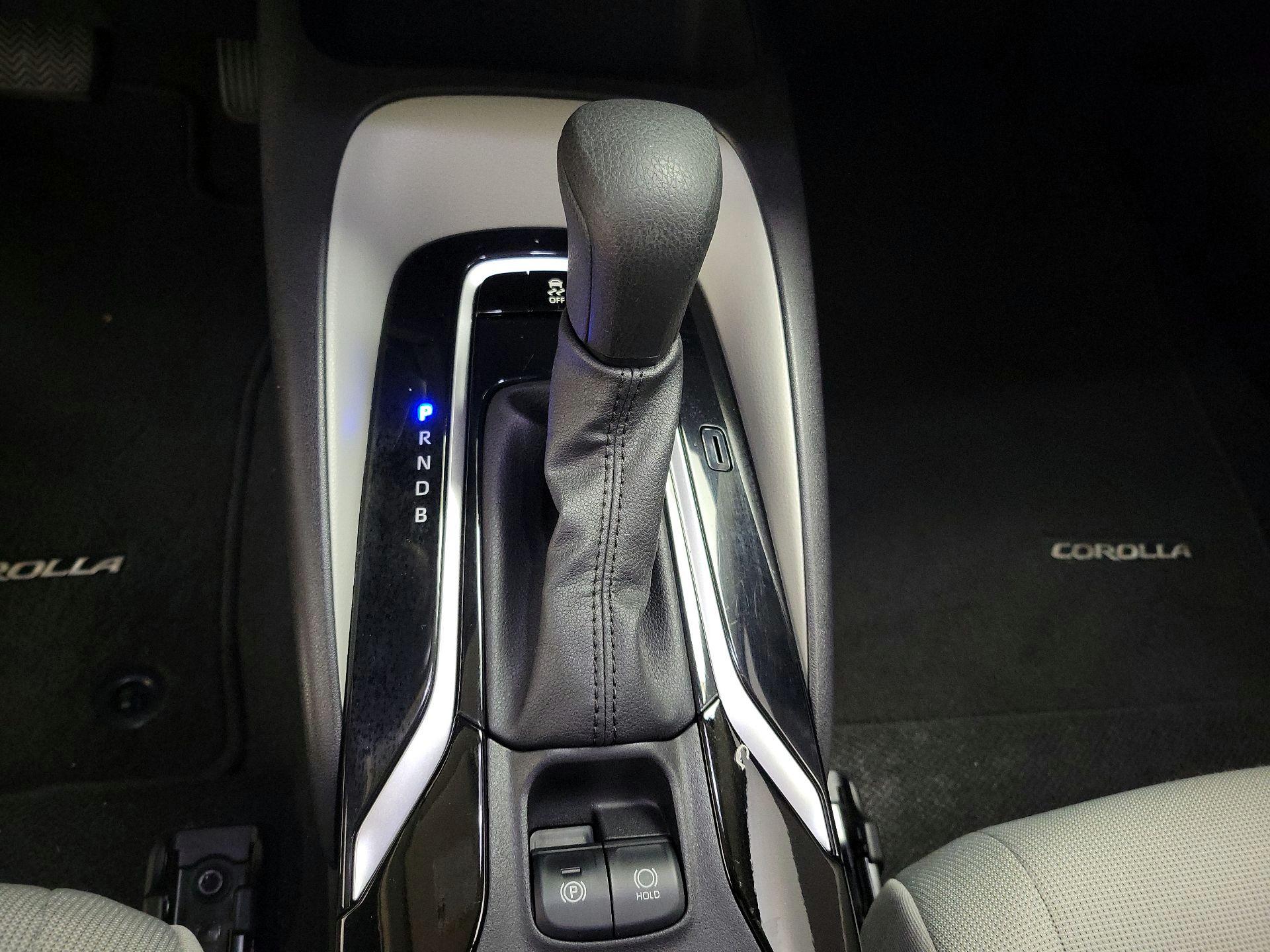 Thumbnail: 2022 Toyota Corolla - 17