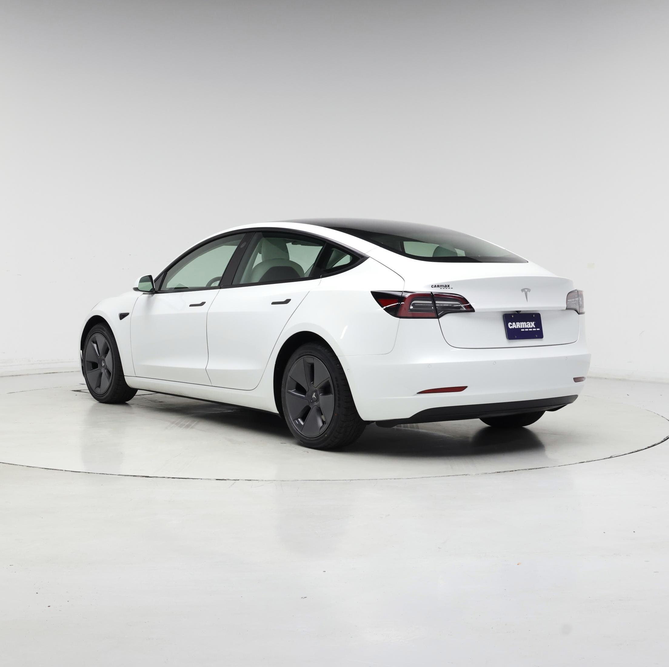 Thumbnail: 2022 Tesla Model 3 - 2