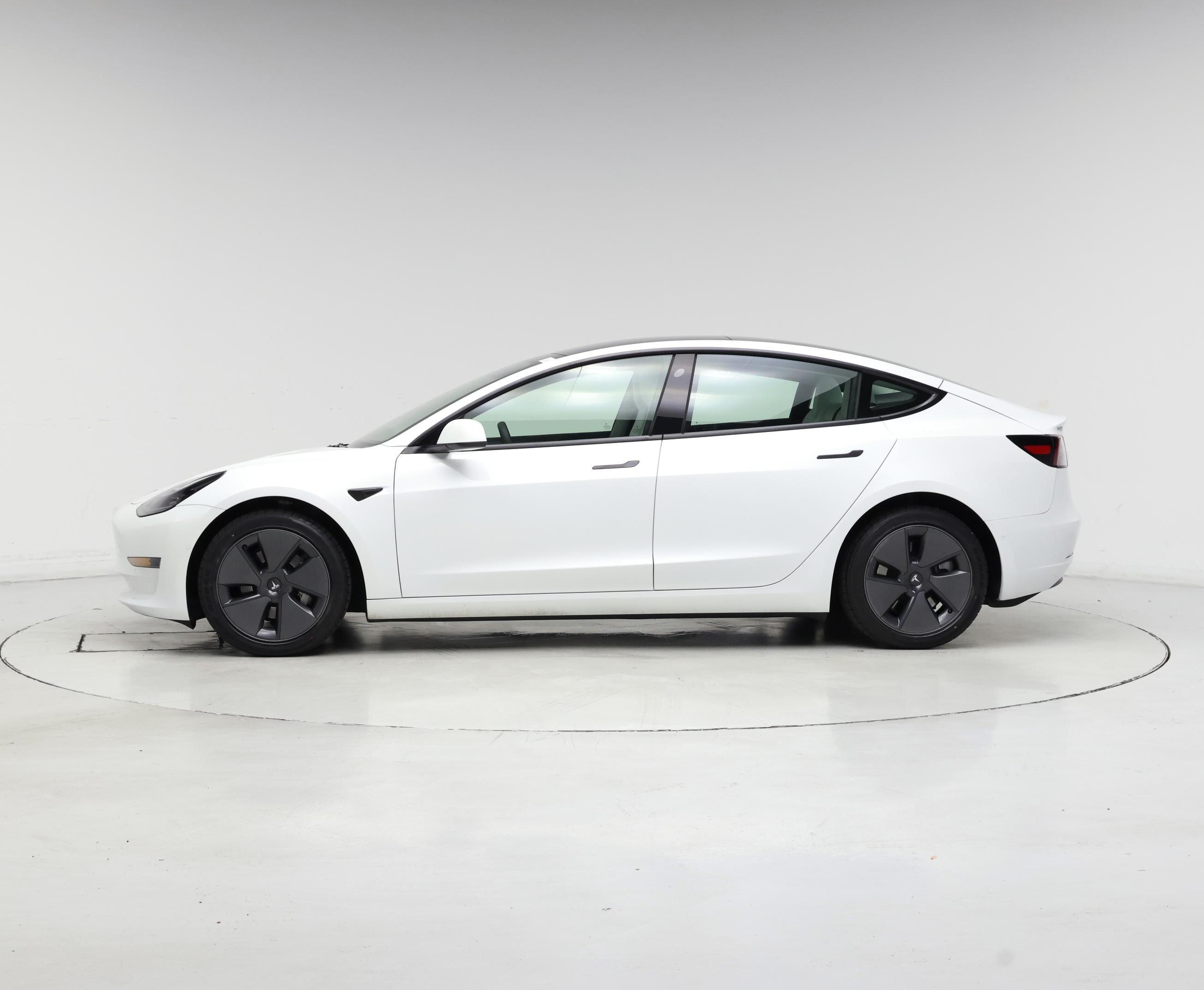 Thumbnail: 2022 Tesla Model 3 - 3