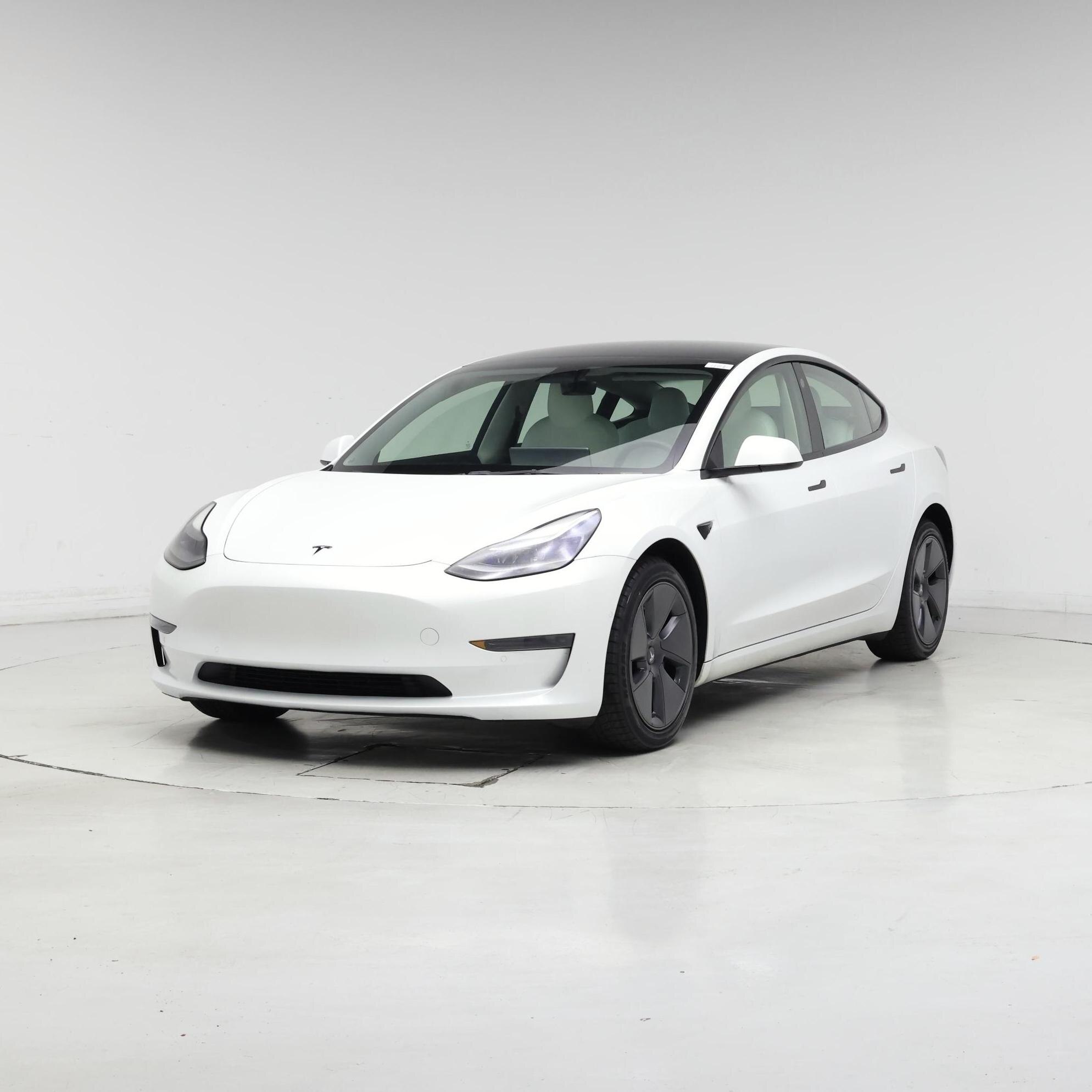 Thumbnail: 2022 Tesla Model 3 - 4