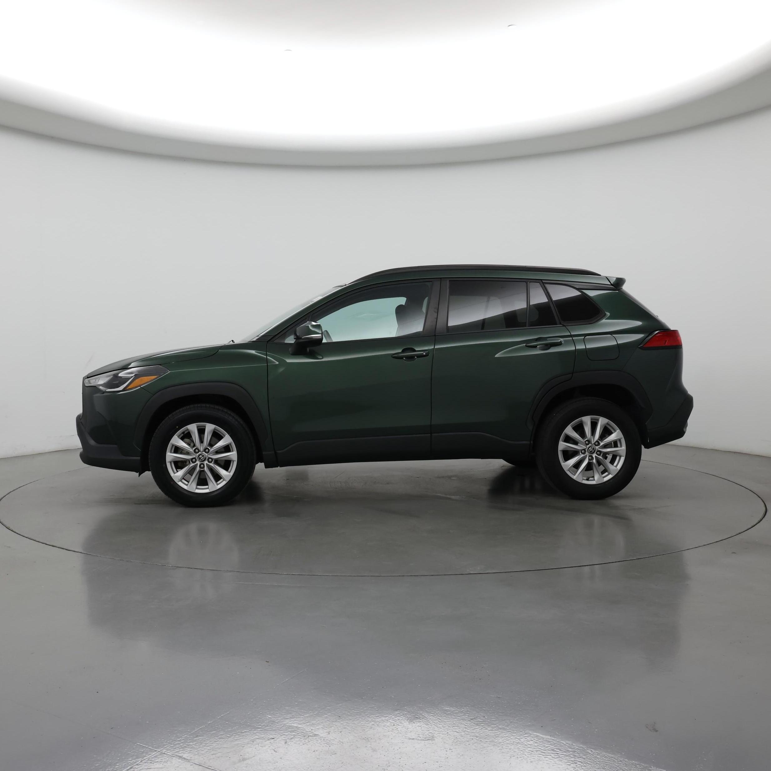 Thumbnail: 2022 Toyota Corolla Cross - 3