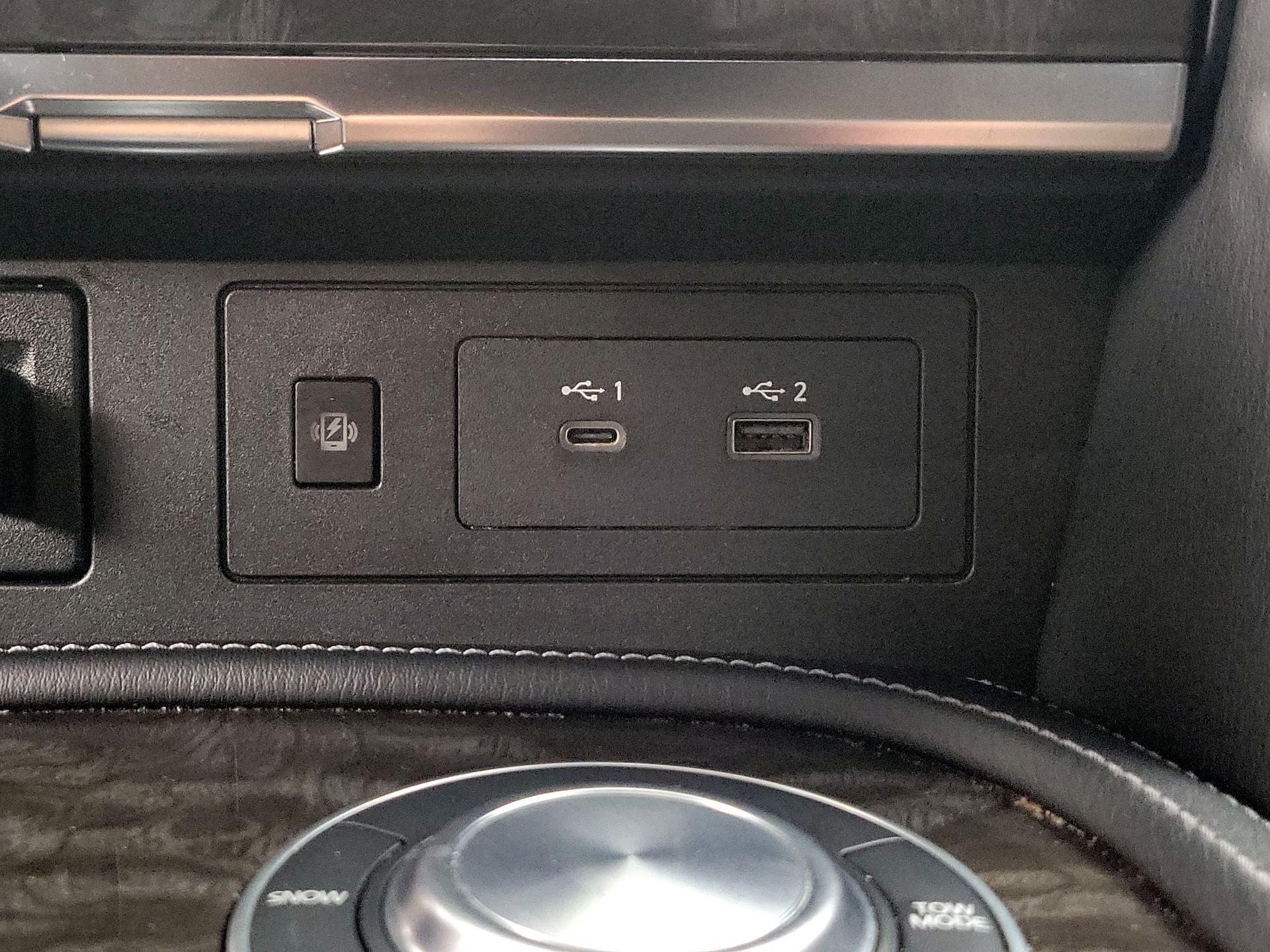 Thumbnail: 2021 Nissan Armada - 19