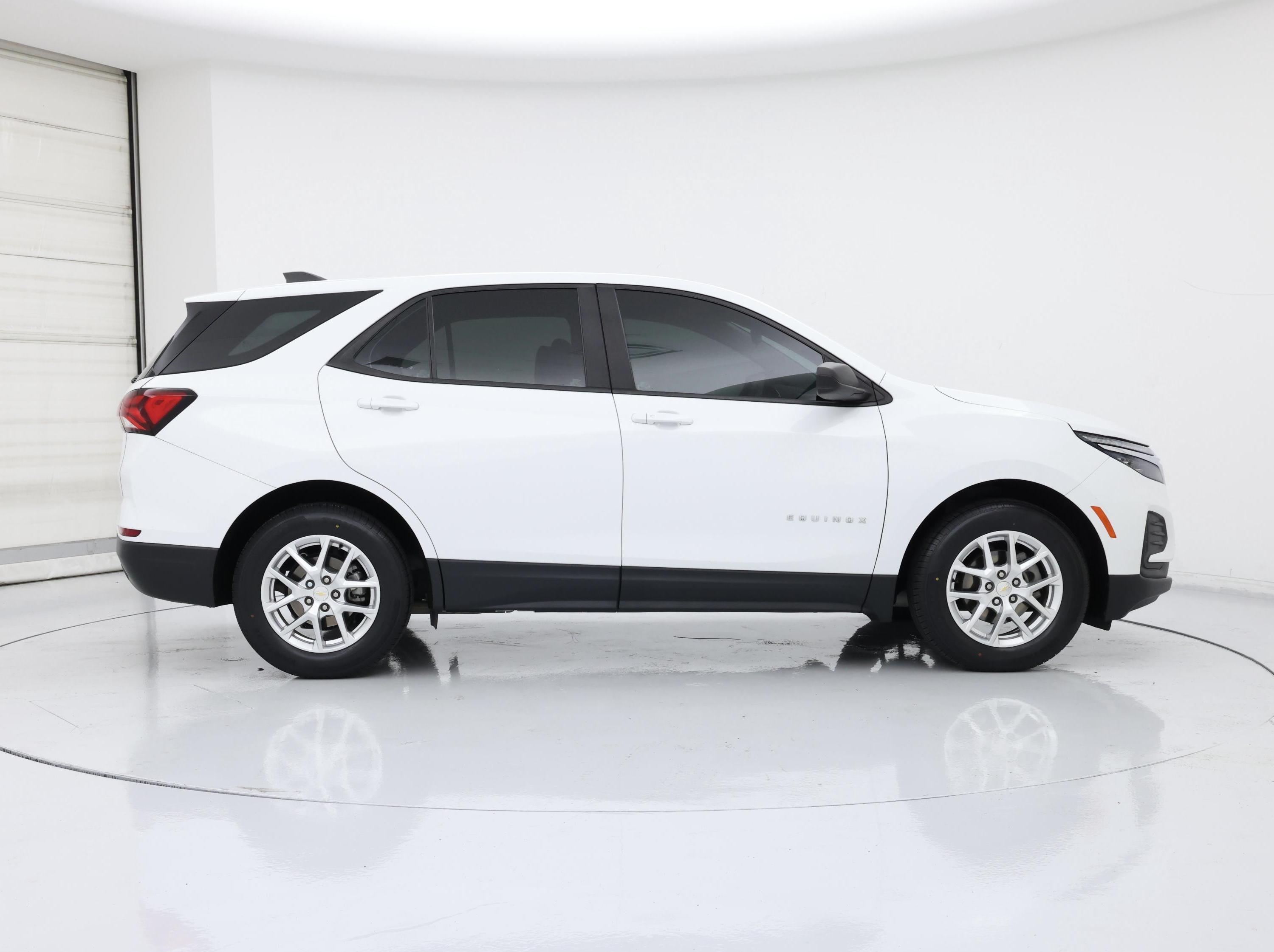 Thumbnail: 2022 Chevrolet Equinox - 7