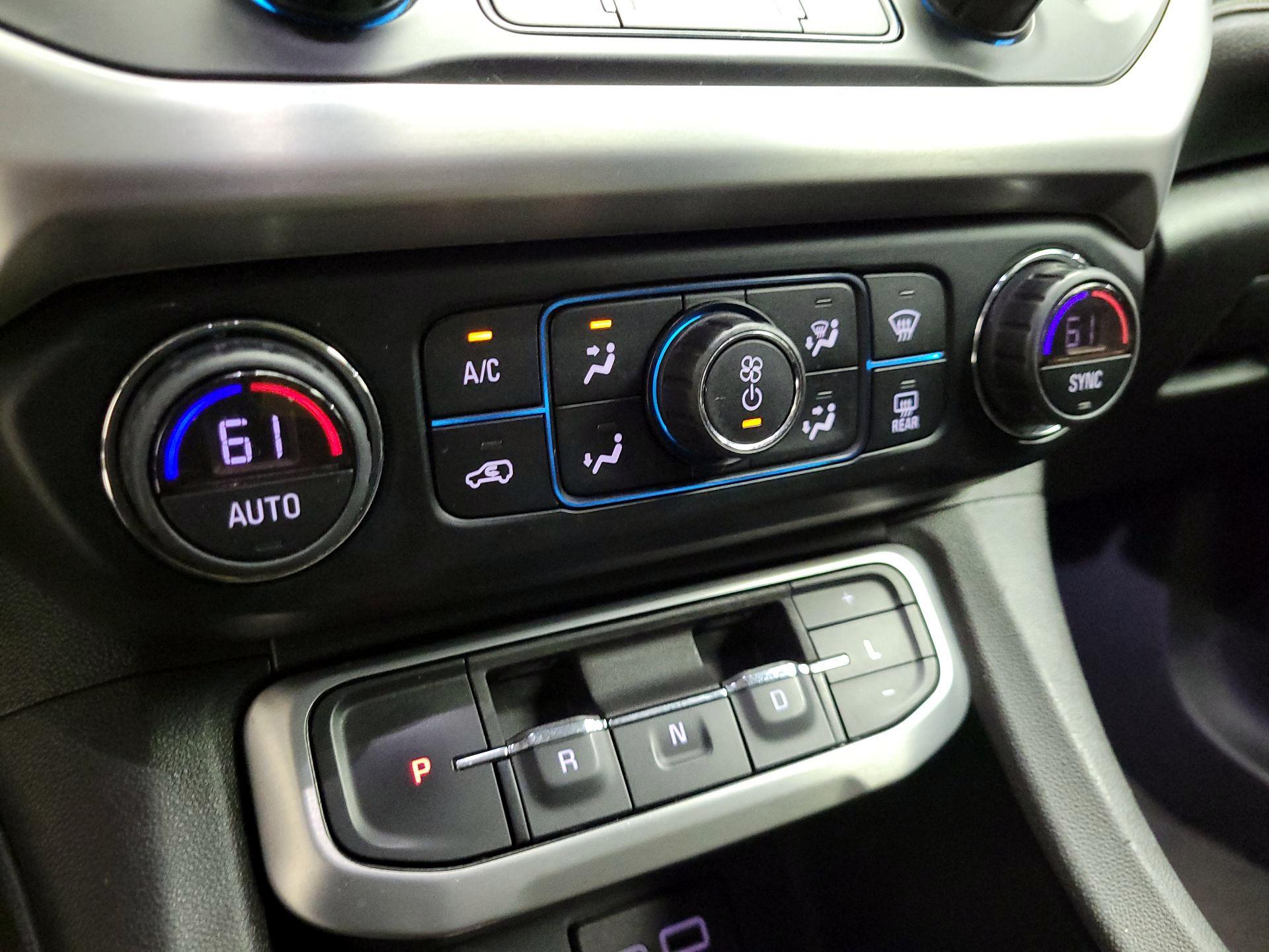 Thumbnail: 2021 GMC Acadia - 16