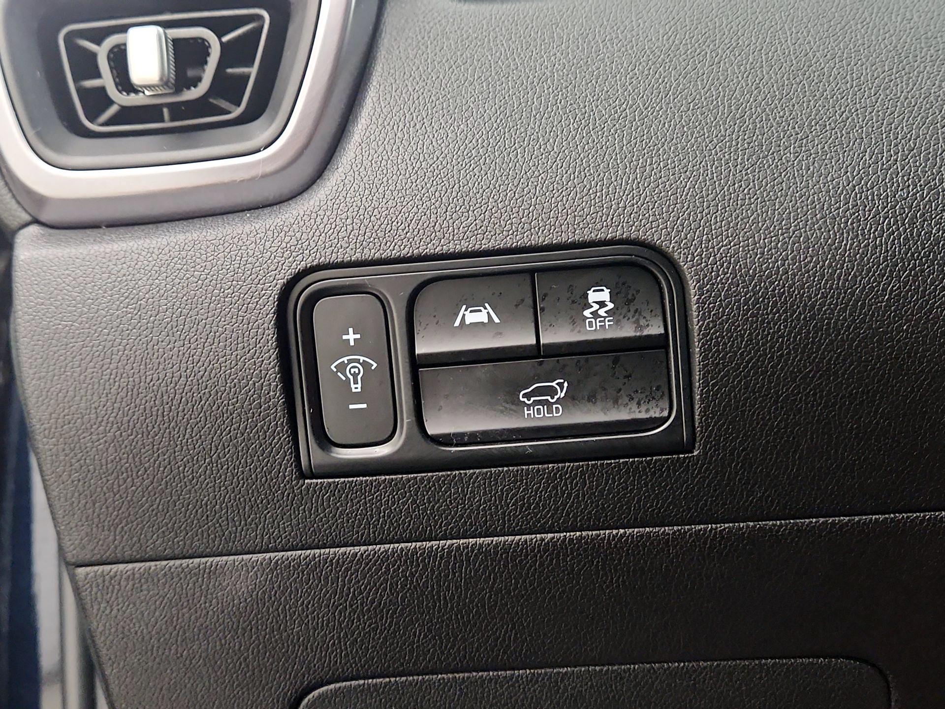 Thumbnail: 2023 Kia Sorento - 13