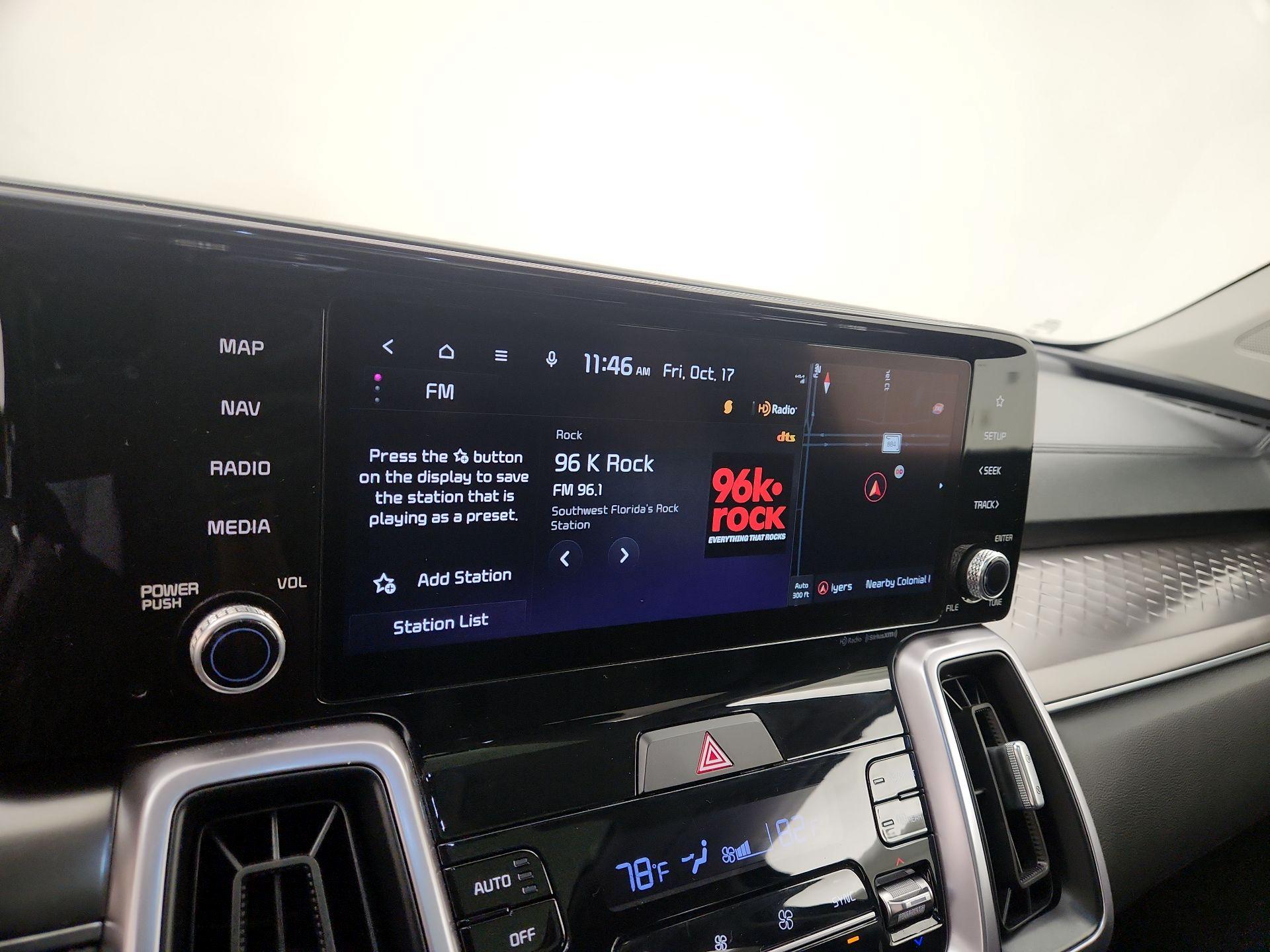 Thumbnail: 2023 Kia Sorento - 16