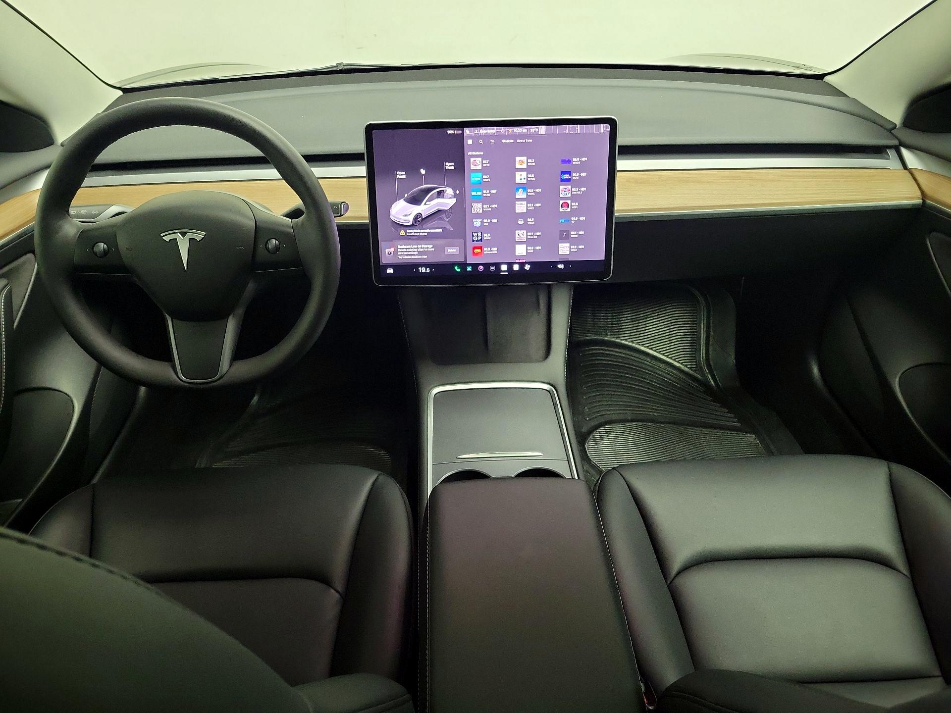 Thumbnail: 2023 Tesla Model 3 - 9