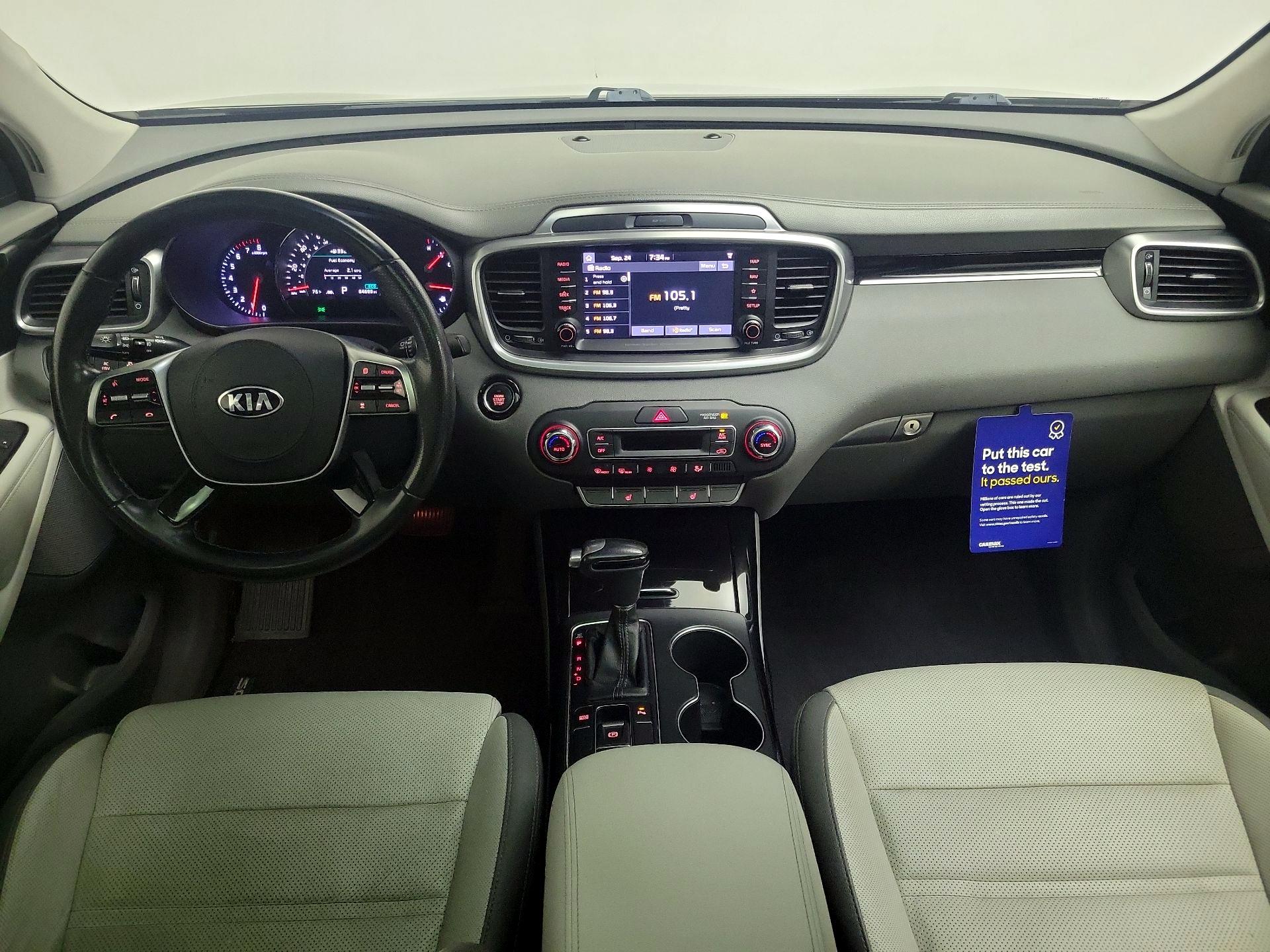 Thumbnail: 2019 Kia Sorento - 9