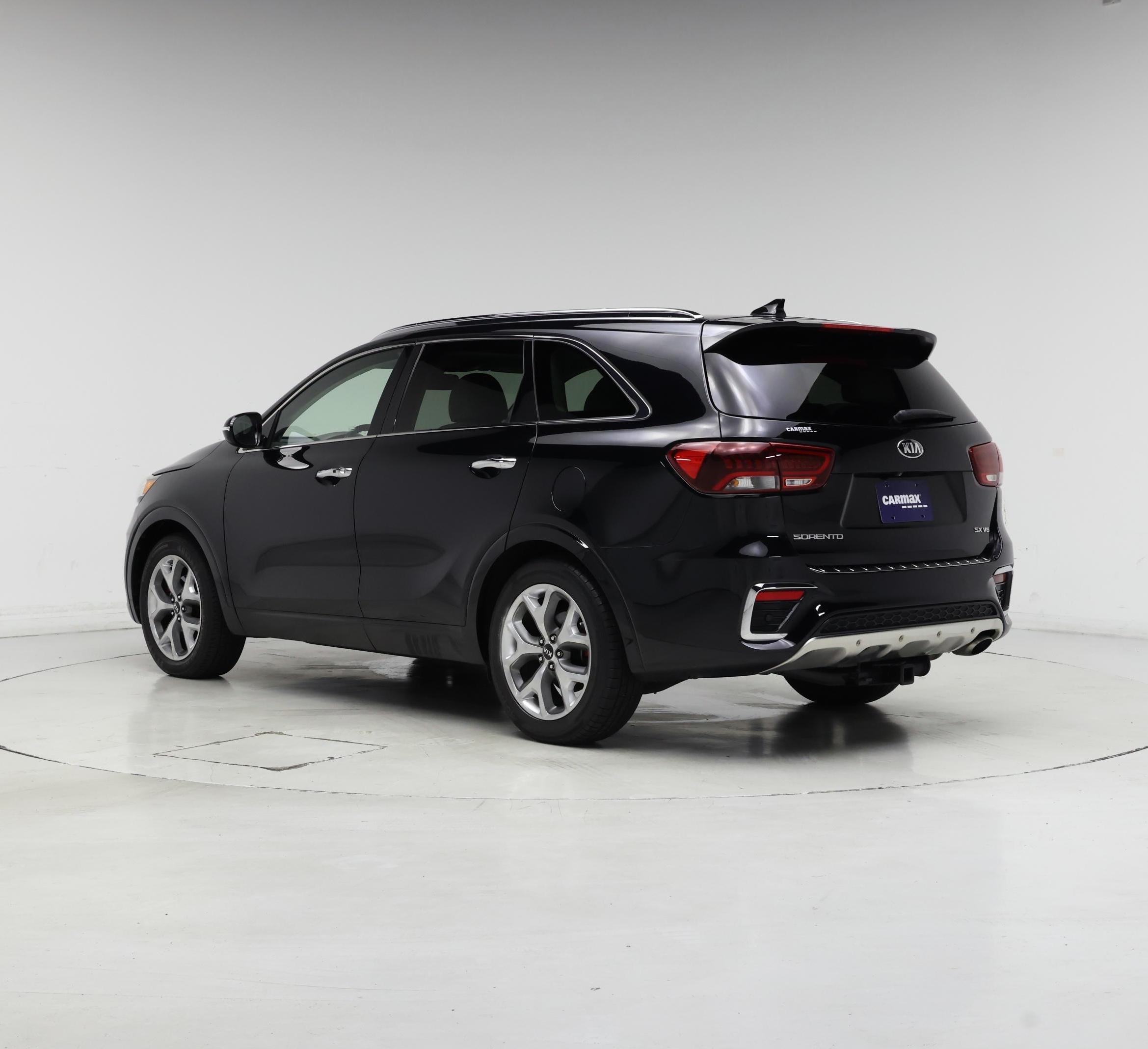 Thumbnail: 2019 Kia Sorento - 2