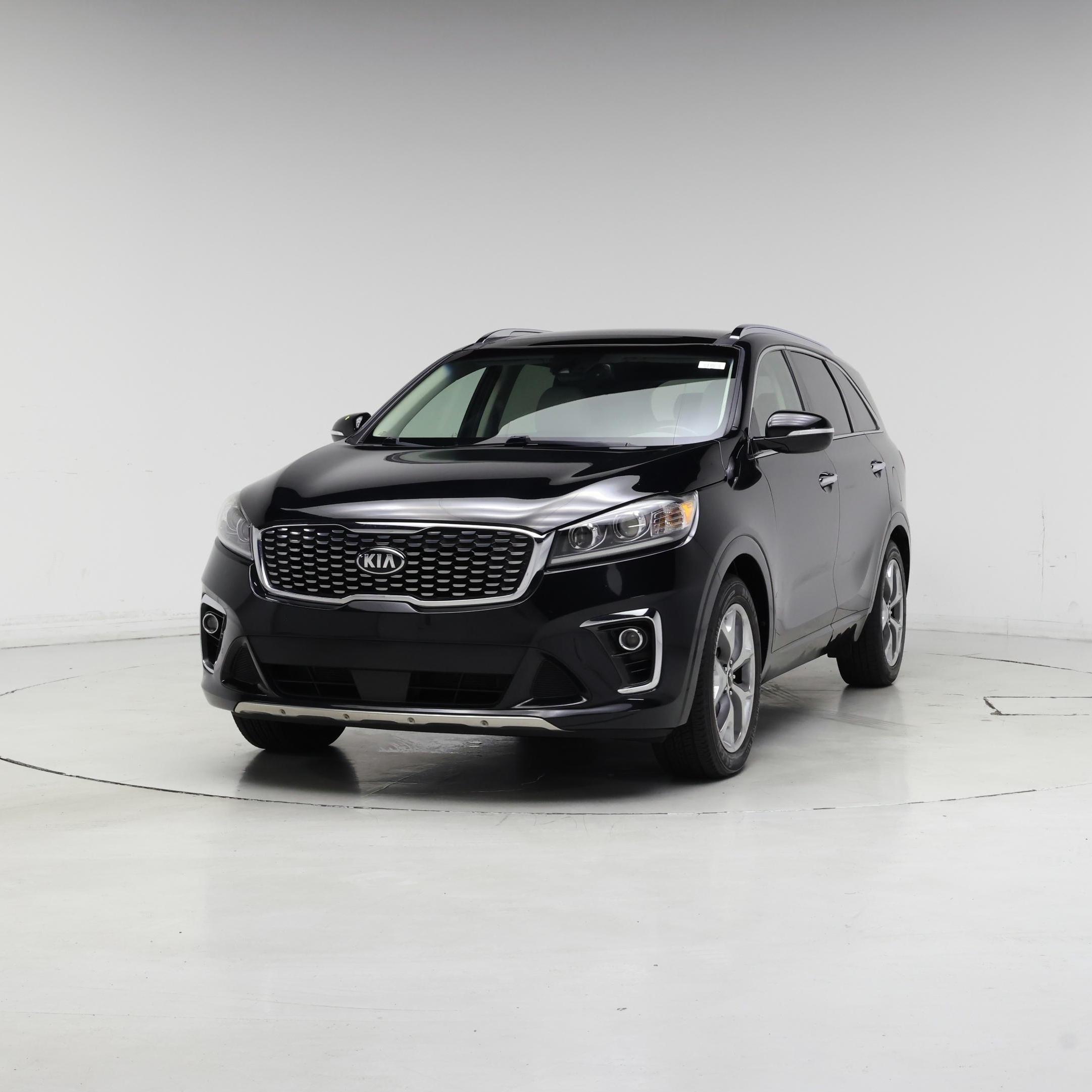 Thumbnail: 2019 Kia Sorento - 4