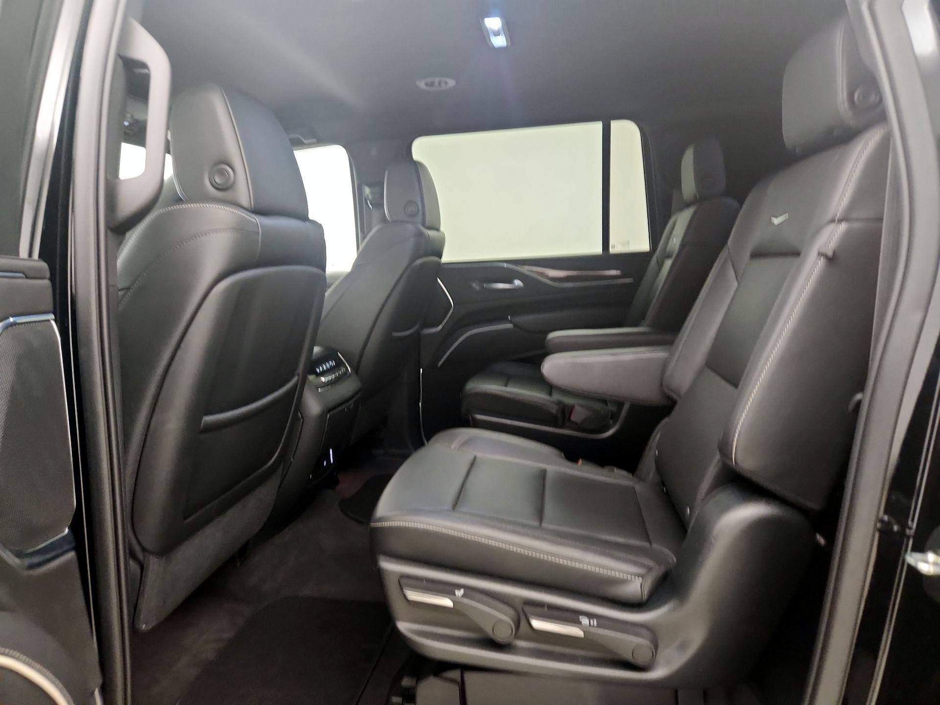 Thumbnail: 2023 Cadillac Escalade - 20