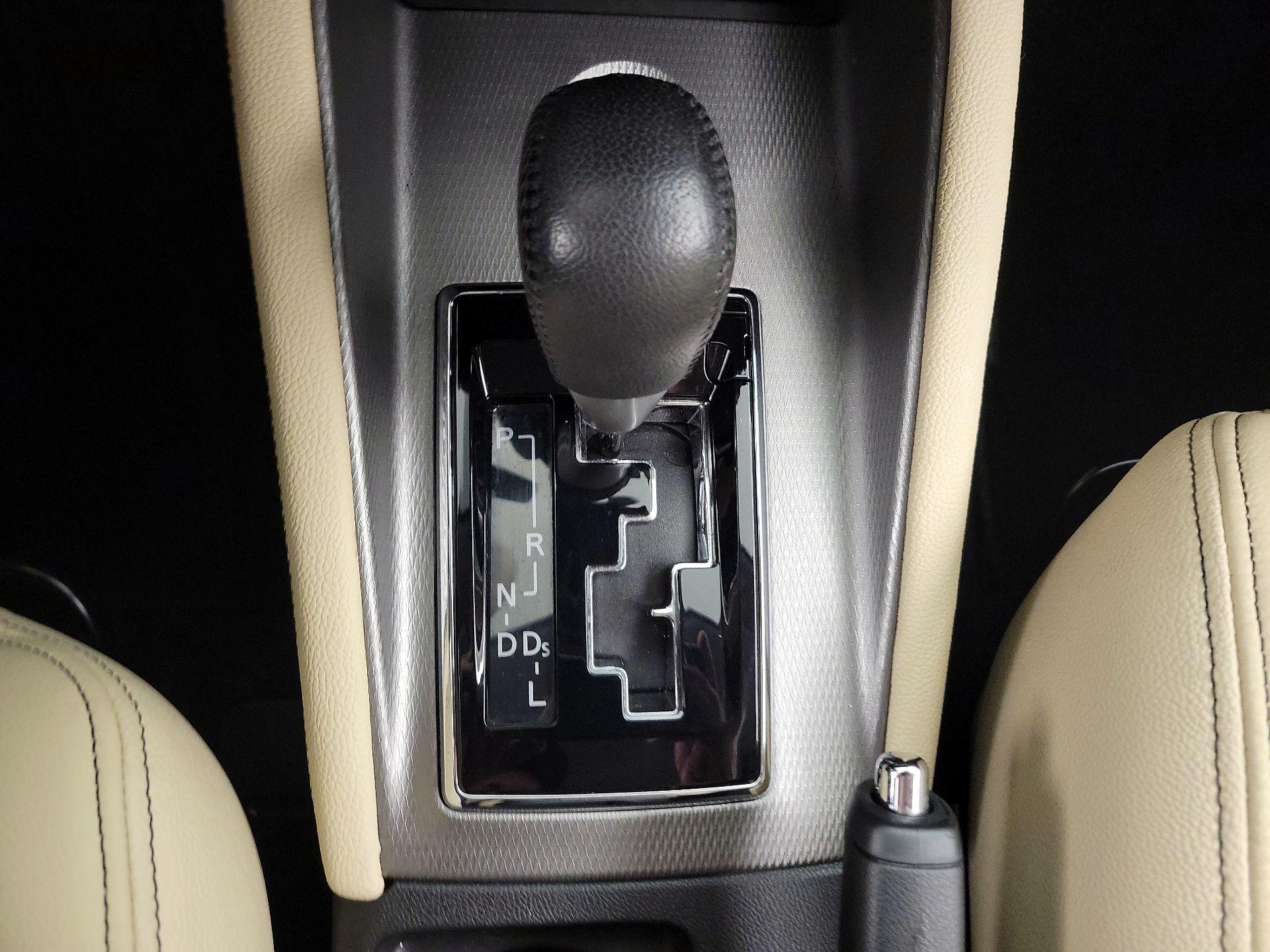 Thumbnail: 2020 Mitsubishi Outlander Sport - 17