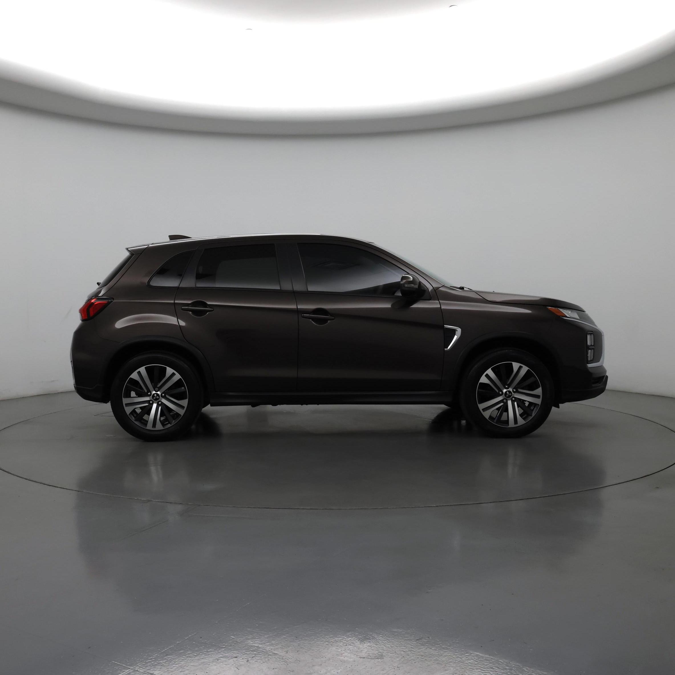 Thumbnail: 2020 Mitsubishi Outlander Sport - 7