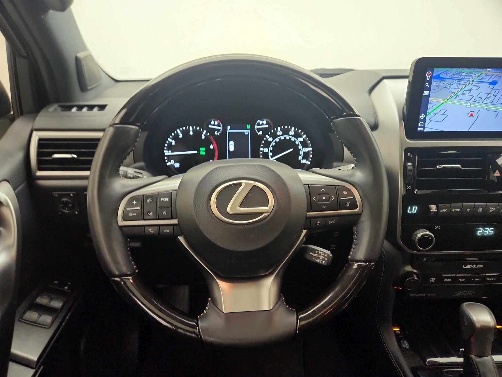 Thumbnail: 2023 Lexus GX - 10