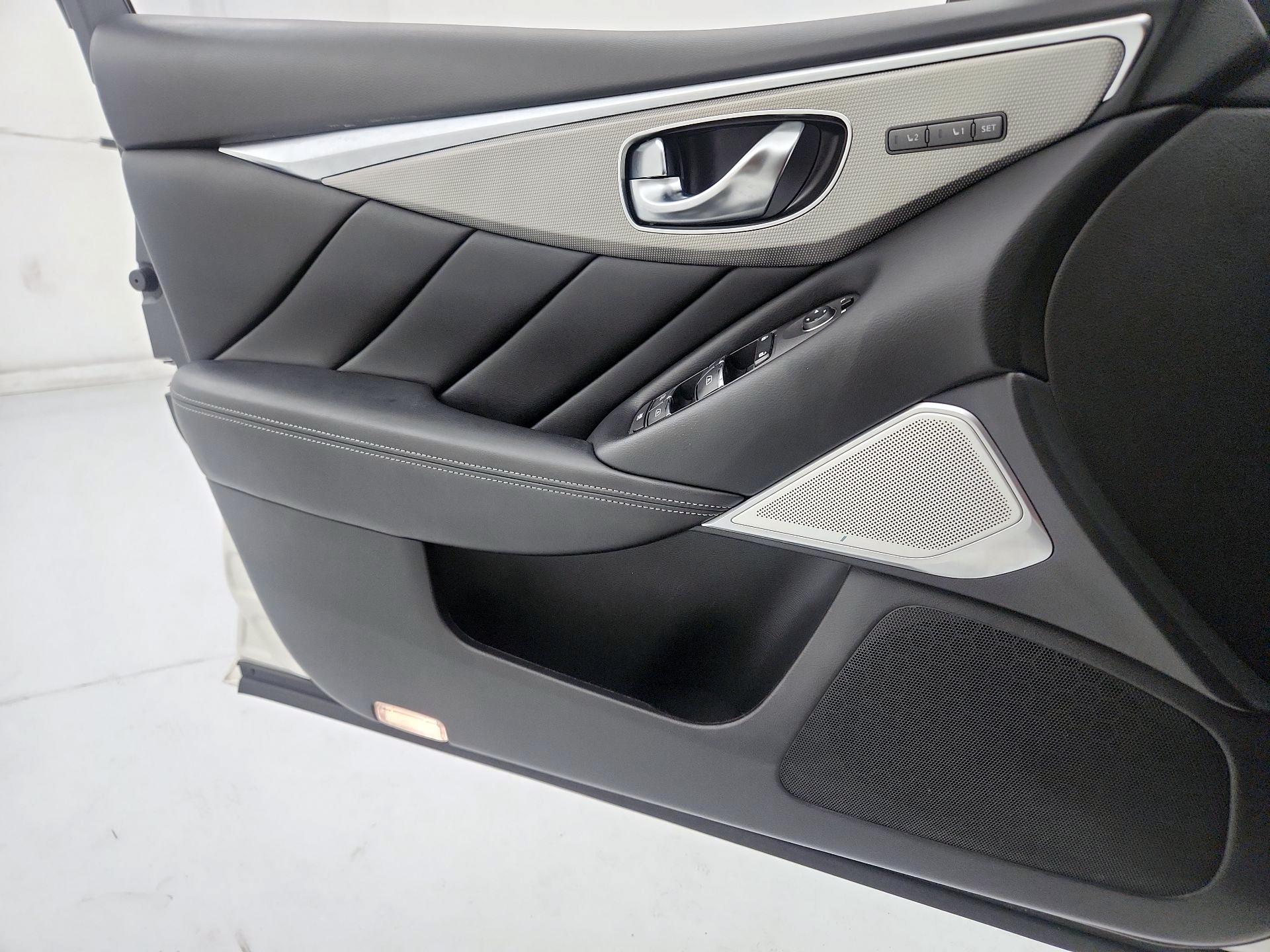 Thumbnail: 2020 INFINITI Q50 - 12