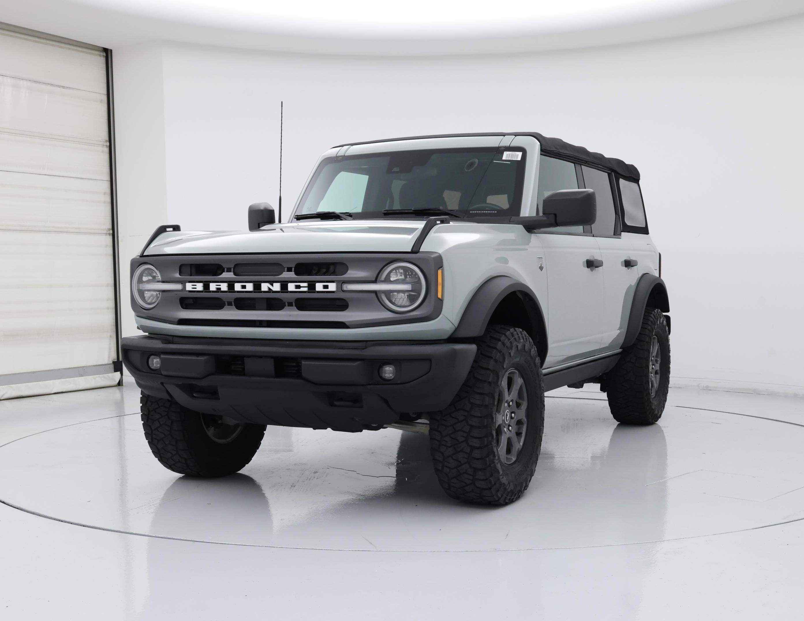 Thumbnail: 2022 Ford Bronco - 4