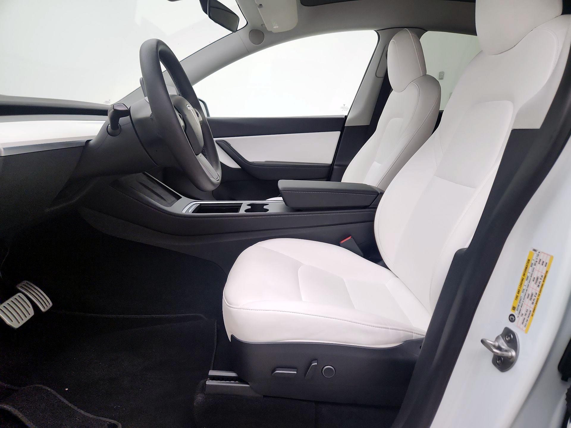 Thumbnail: 2022 Tesla Model Y - 11