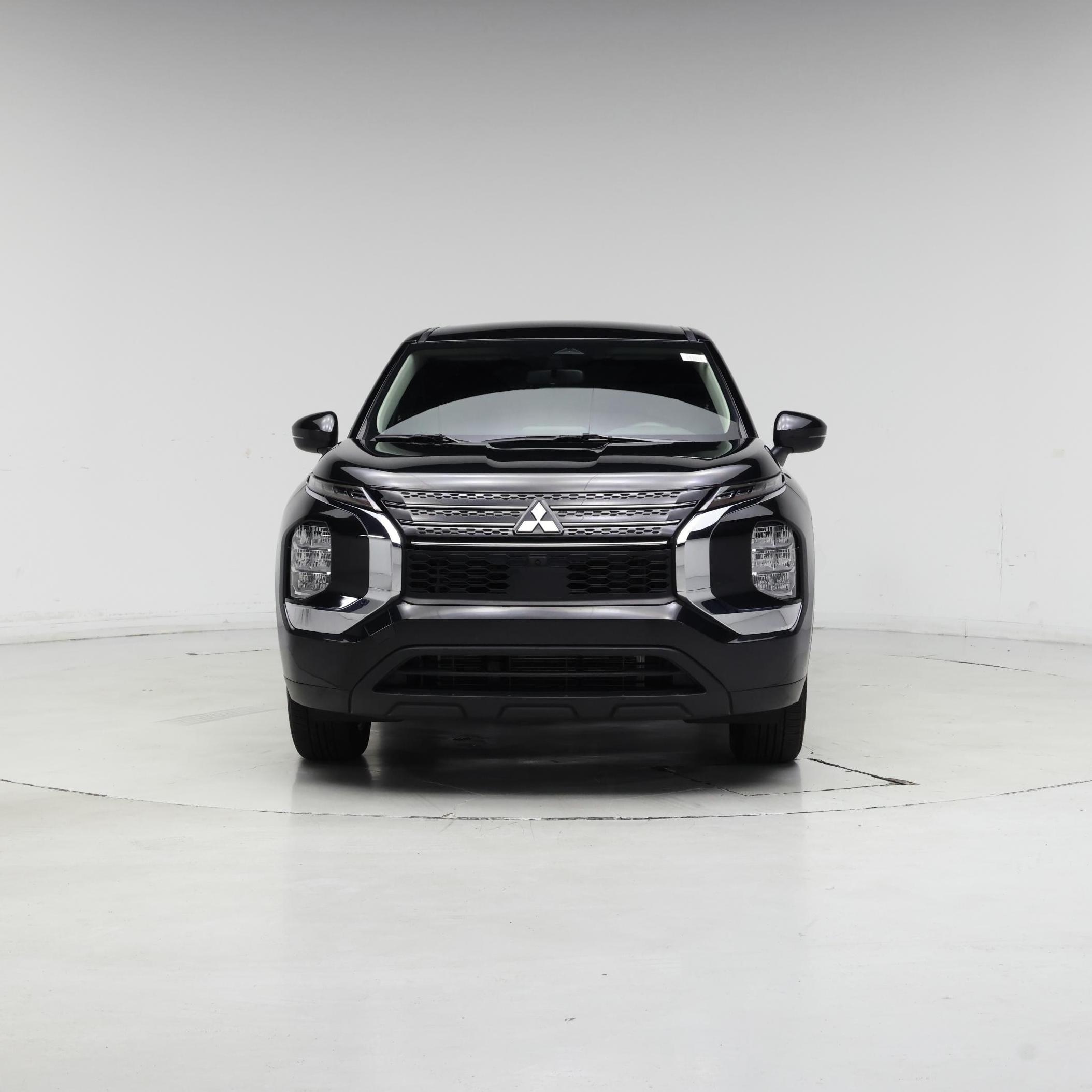 Thumbnail: 2024 Mitsubishi Outlander - 5