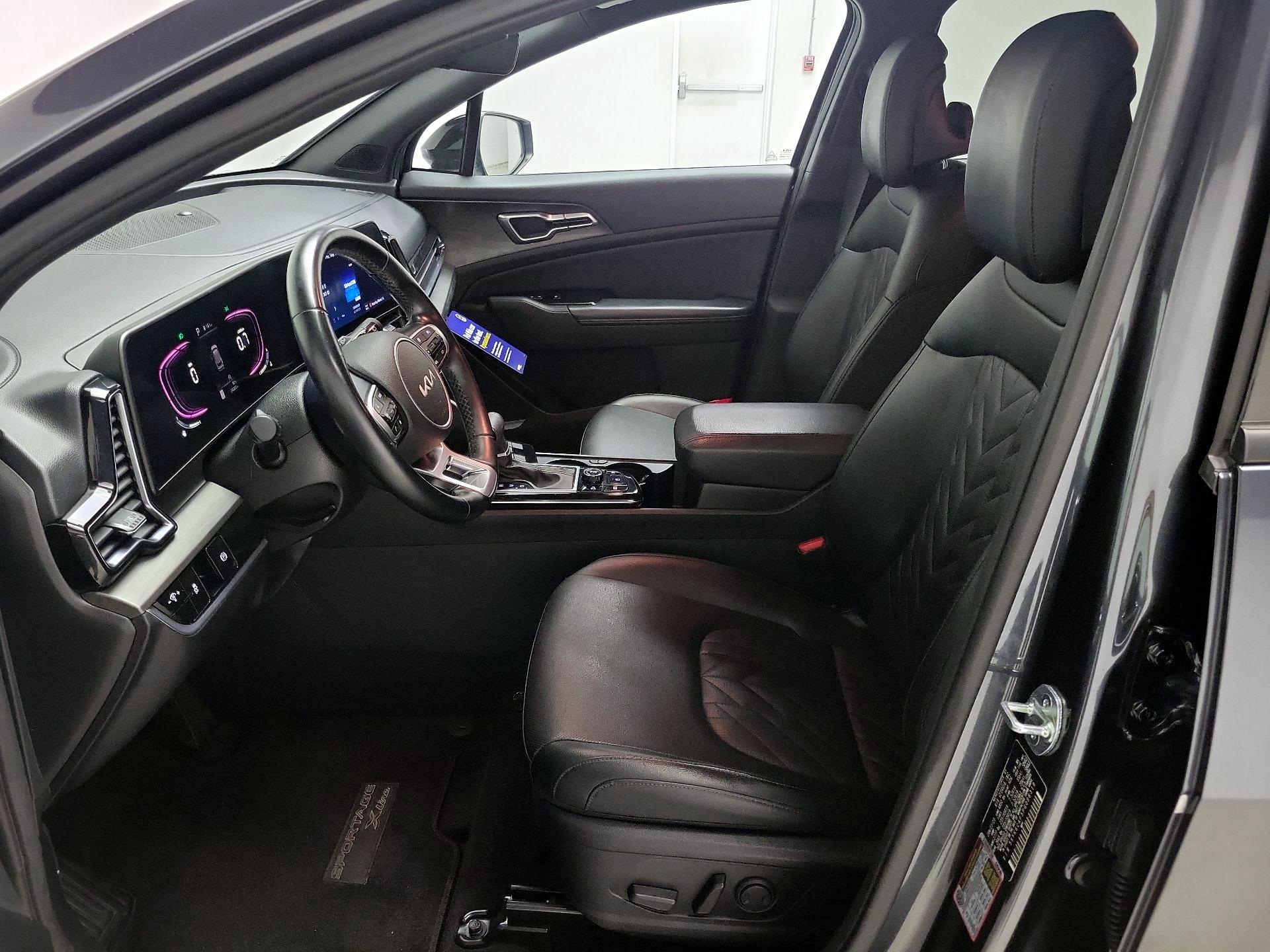 Thumbnail: 2023 Kia Sportage - 11