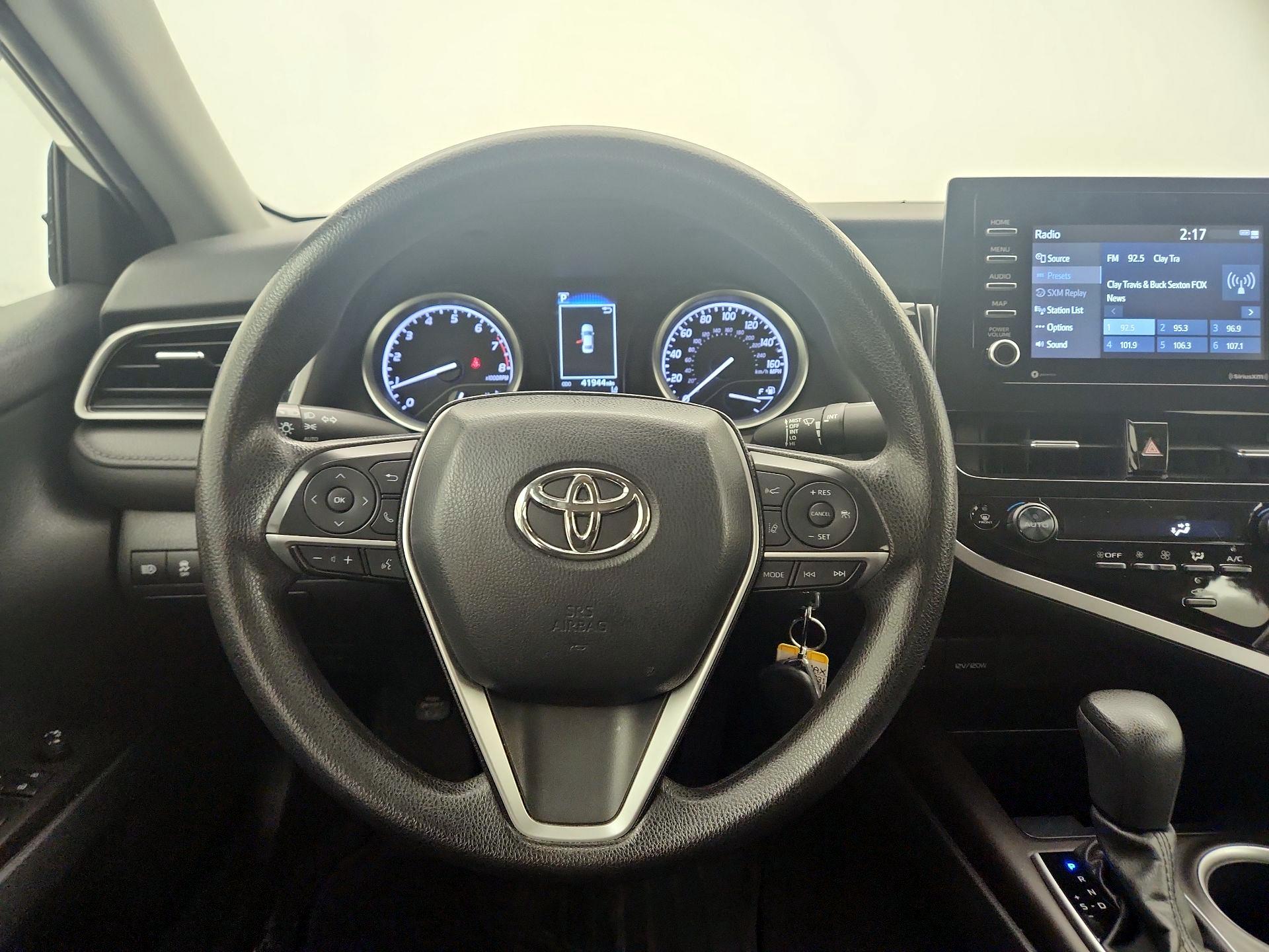 Thumbnail: 2022 Toyota Camry - 10