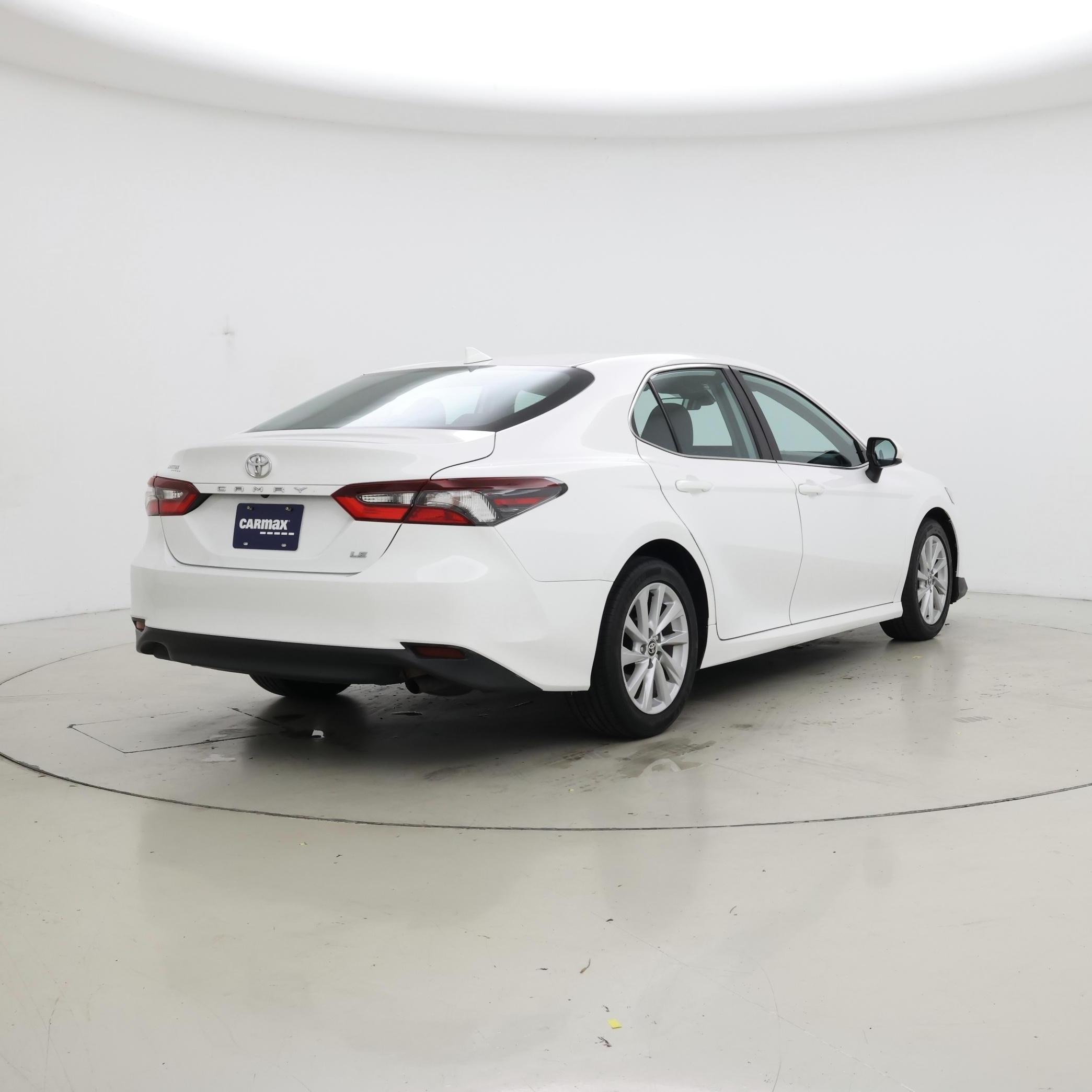 Thumbnail: 2022 Toyota Camry - 8