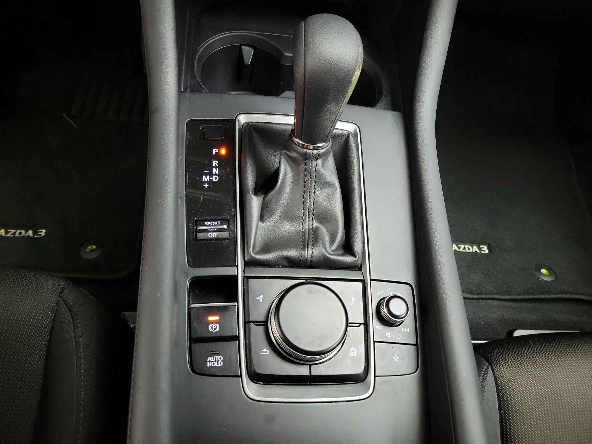 Thumbnail: 2021 Mazda Mazda3 - 18