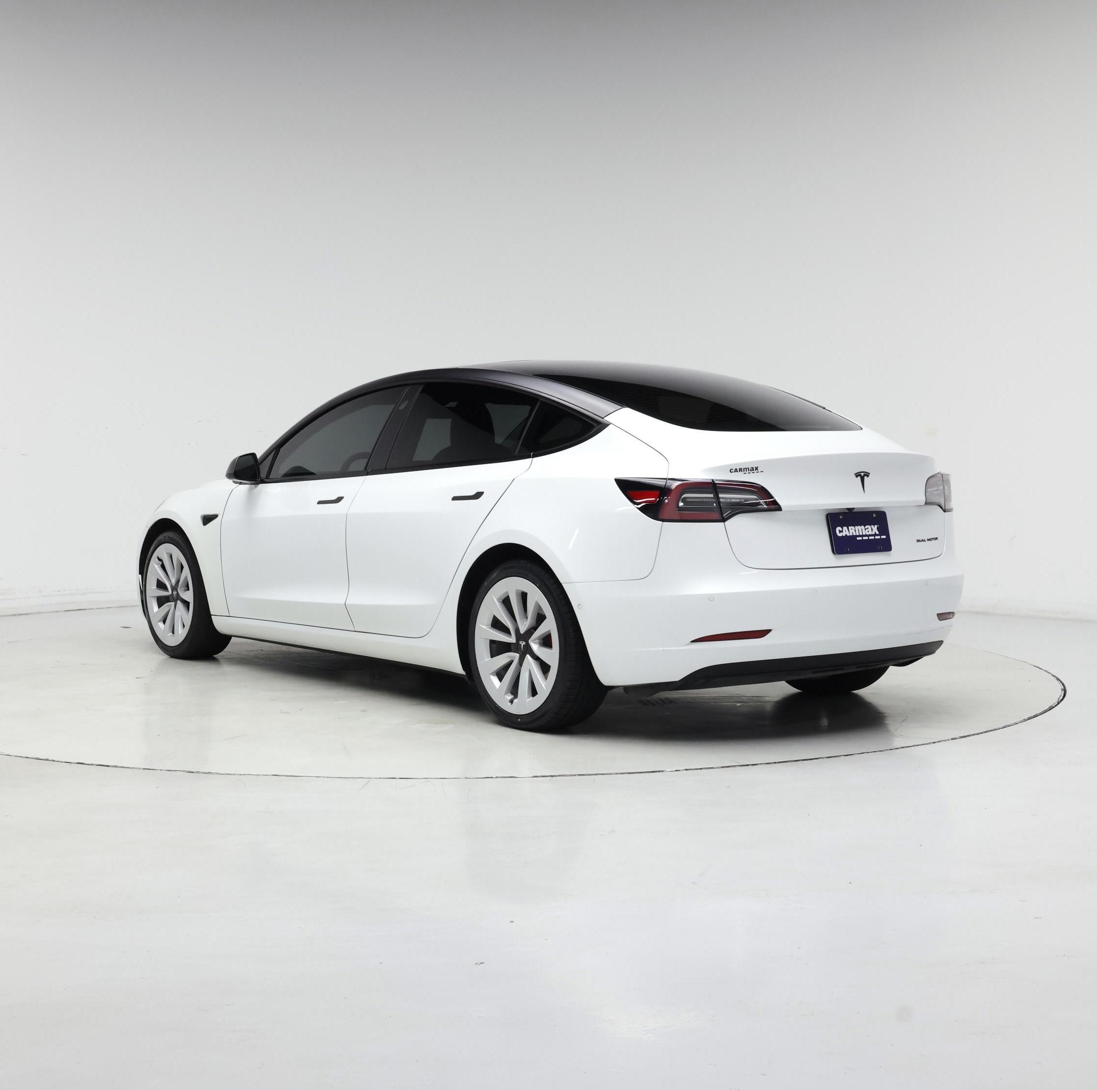 Thumbnail: 2022 Tesla Model 3 - 2