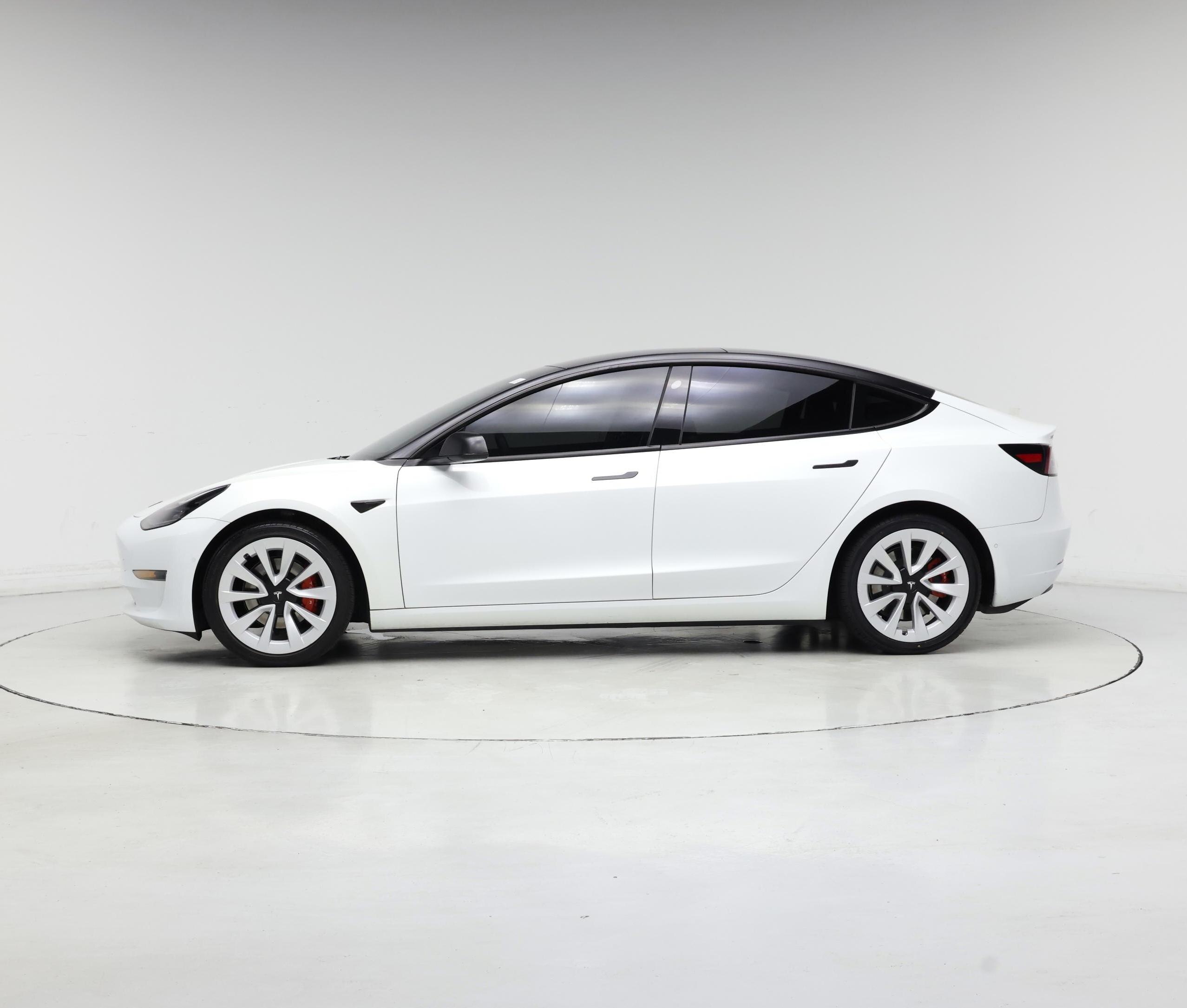 Thumbnail: 2022 Tesla Model 3 - 3